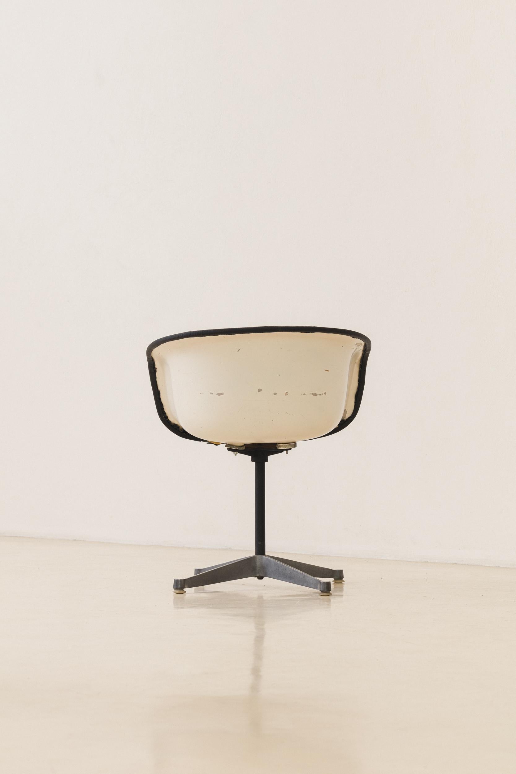Aluminum Office Chair, 1970s, Brazilian Mid-century Modern For Sale