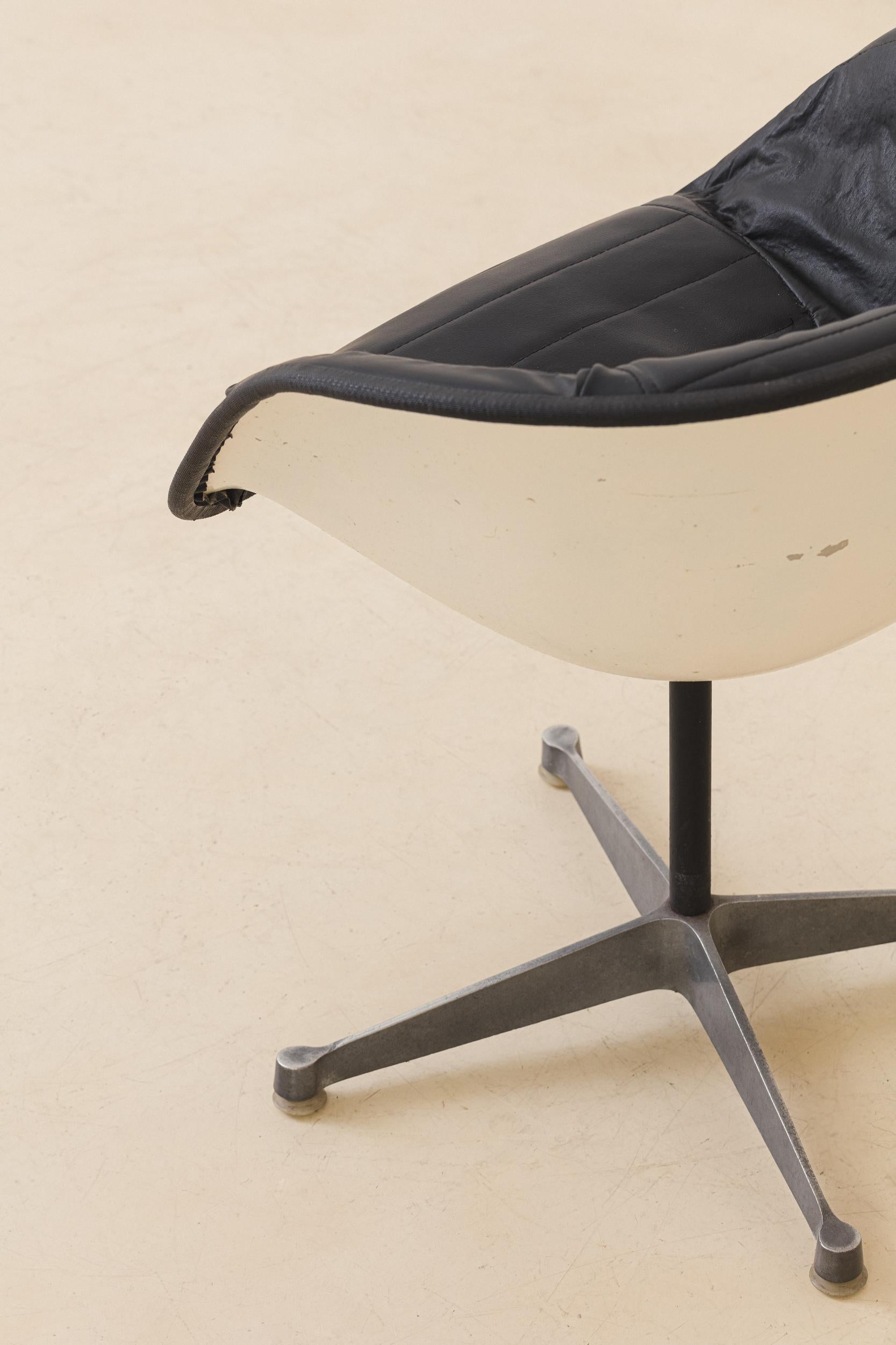 Office Chair, 1970s, Brazilian Mid-century Modern For Sale 2