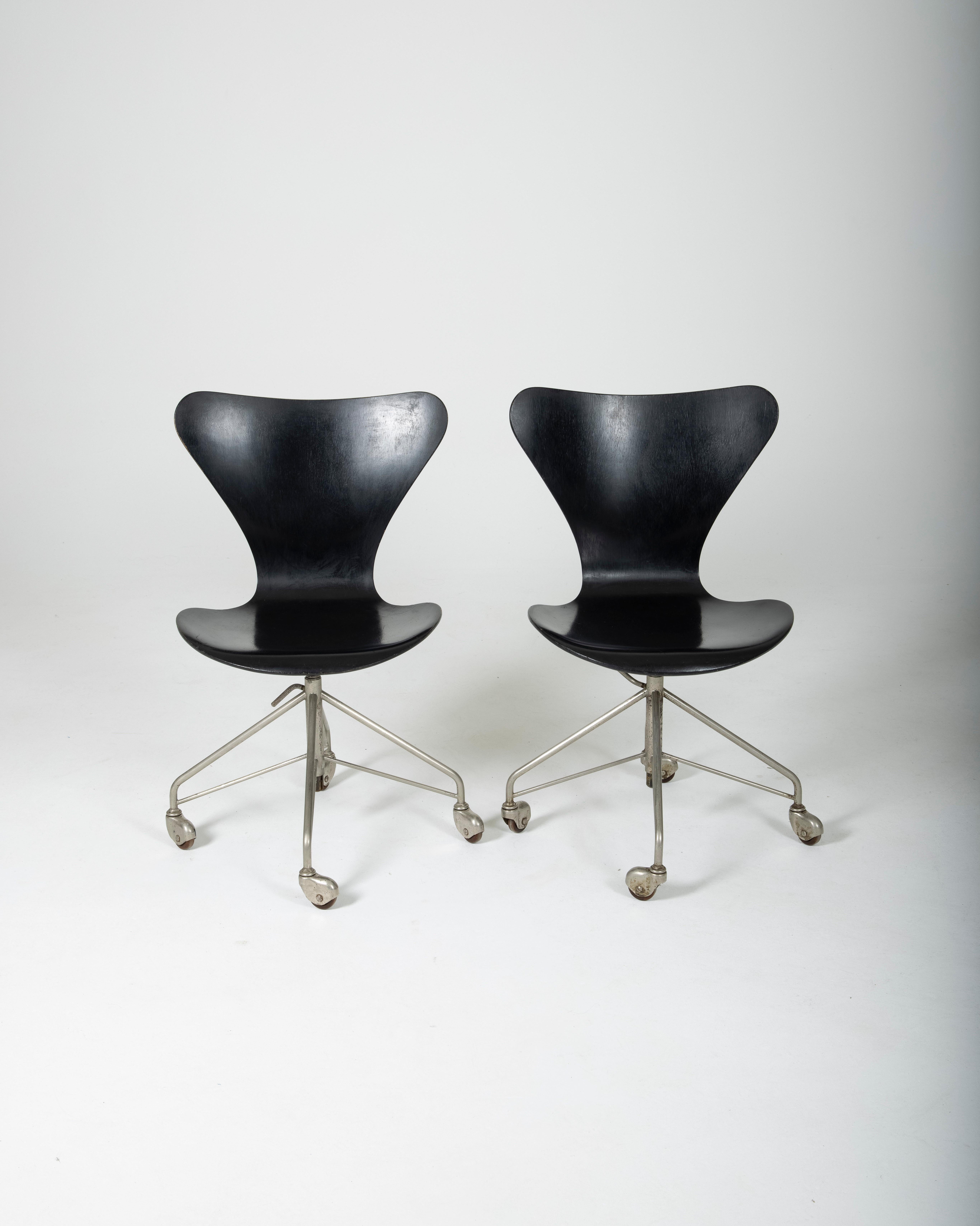 Mid-20th Century Office Chair 3117 by Arne Jacobsen for Fritz Hansen, Denmark, 1960s