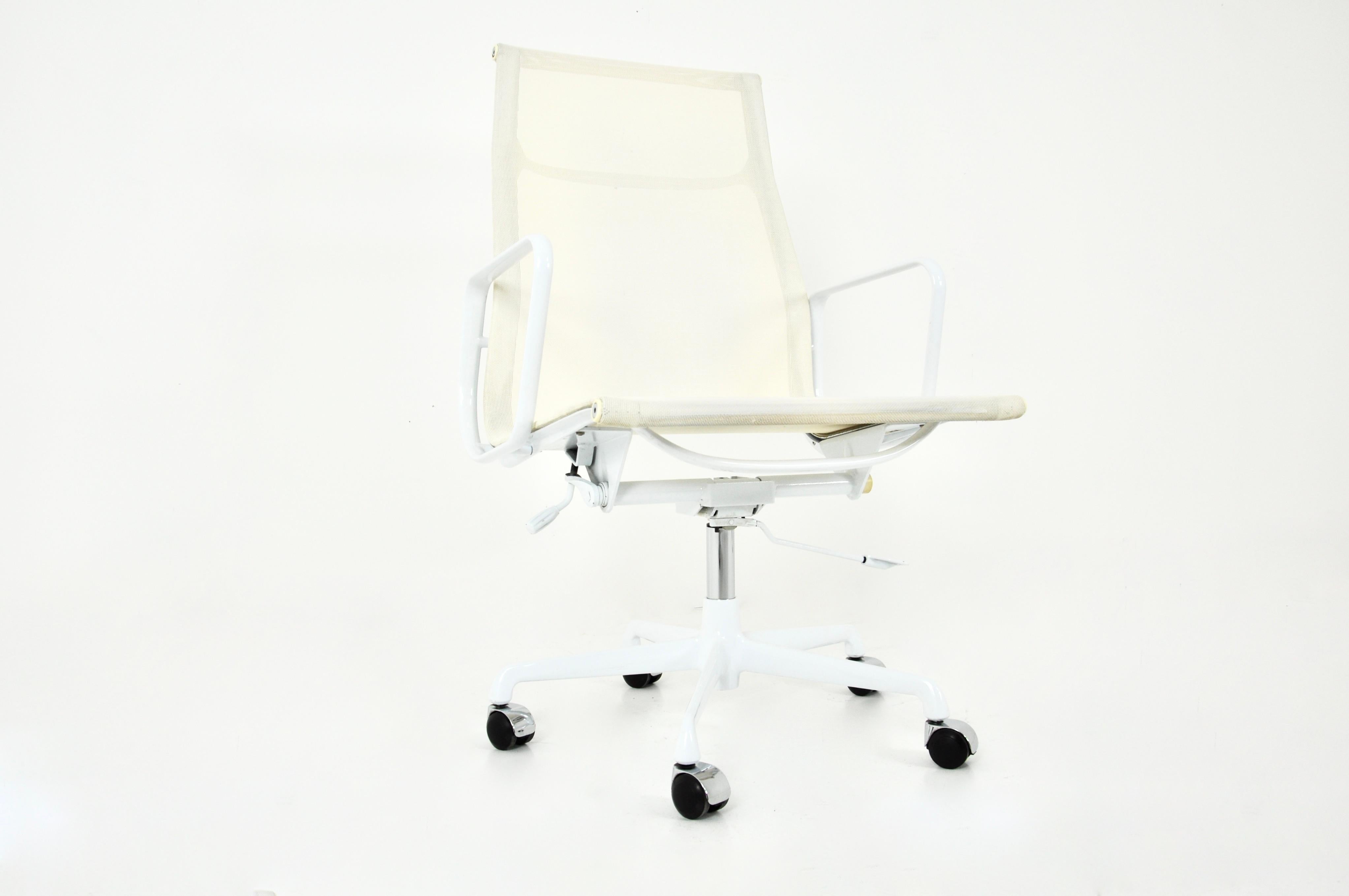 Office Chair by Charles & Ray Eames for ICF, 1970s 2