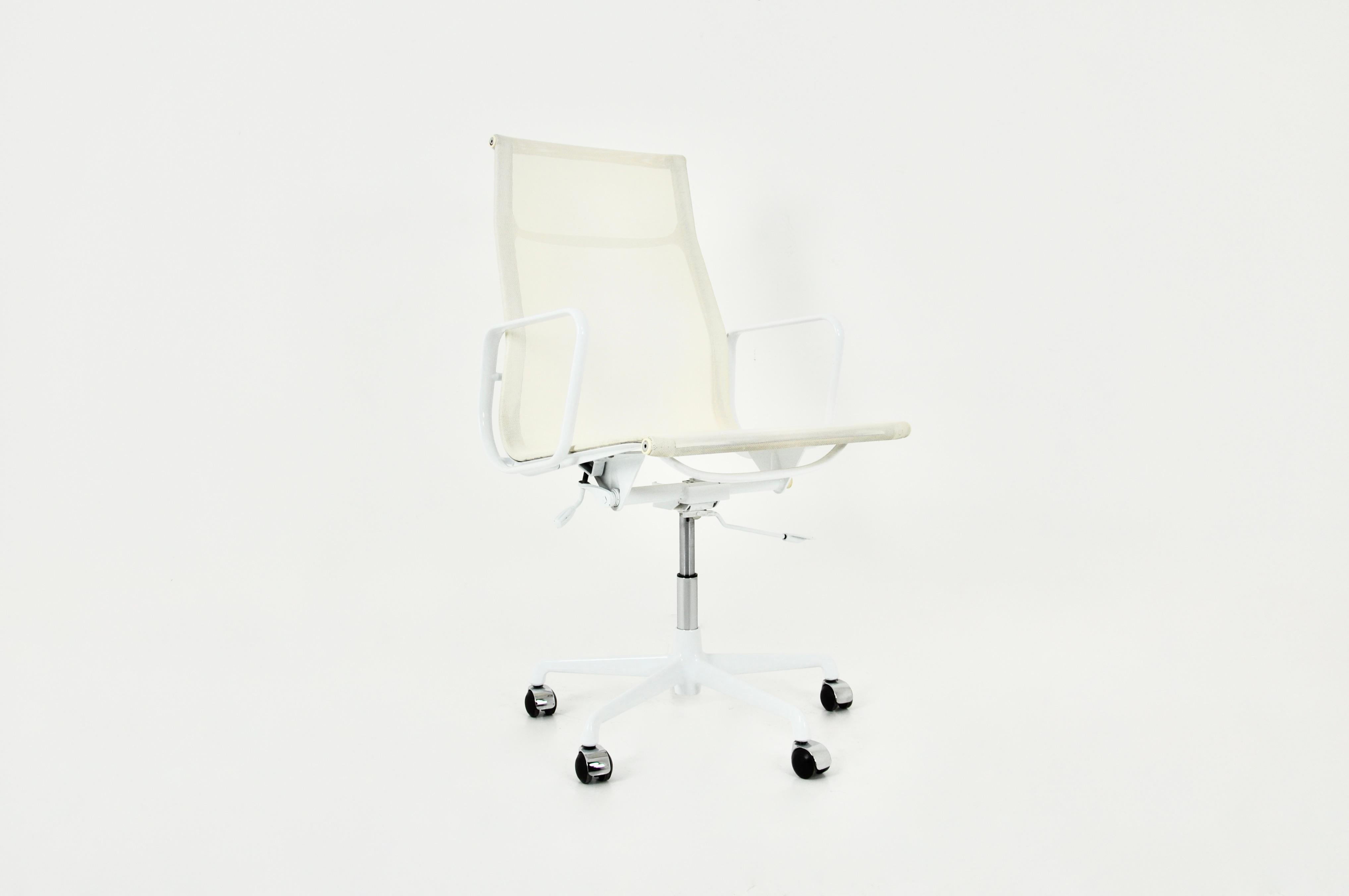 Mid-Century Modern Office Chair by Charles & Ray Eames for ICF, 1970s