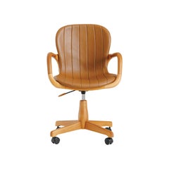 Sedia da ufficio Coral Brazilian Contemporary in legno e pelle di Lattoog