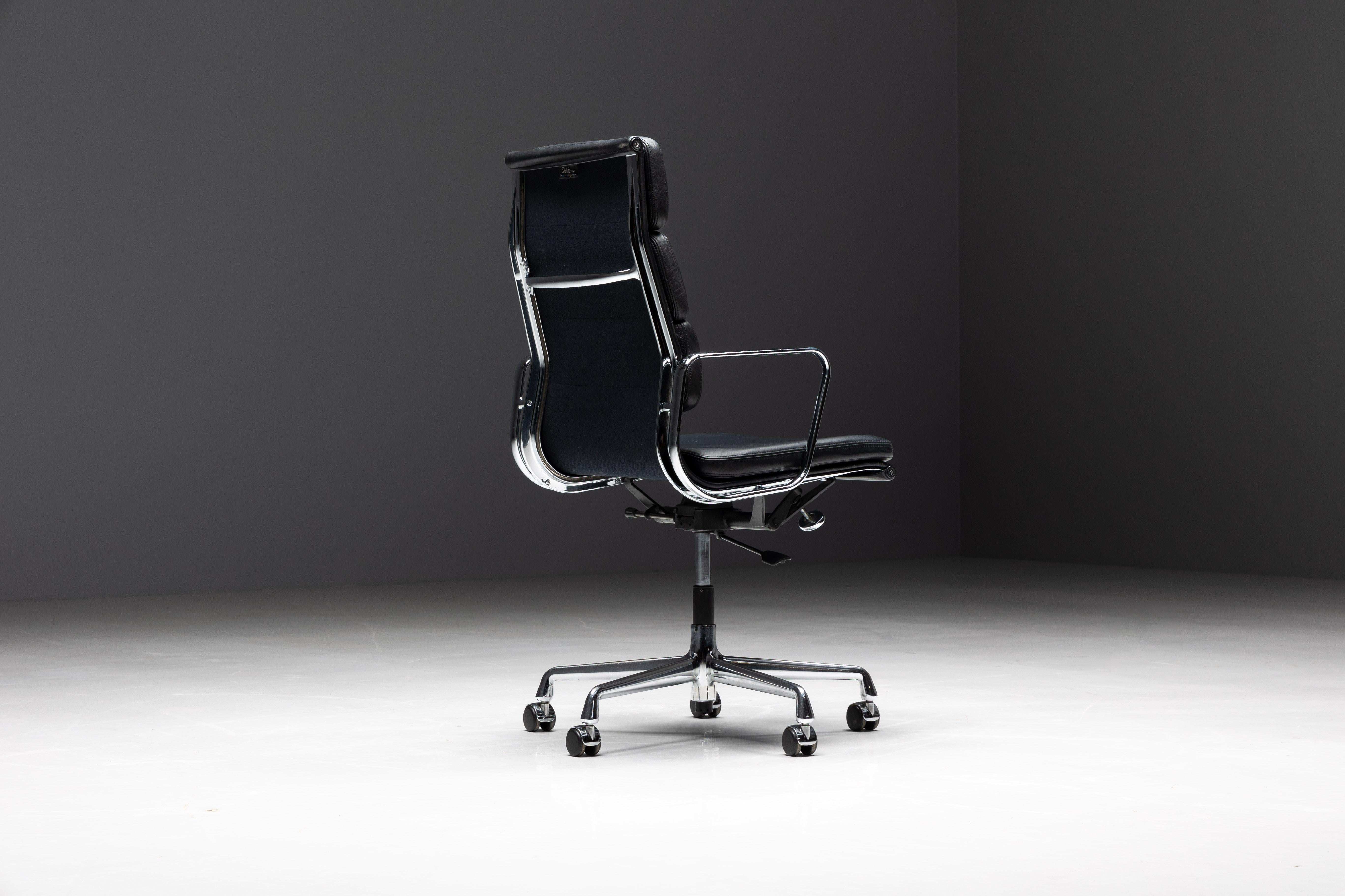 Office Chair EA216 by Charles and Ray Eames for Vitra, Germany, 1960s For Sale 4