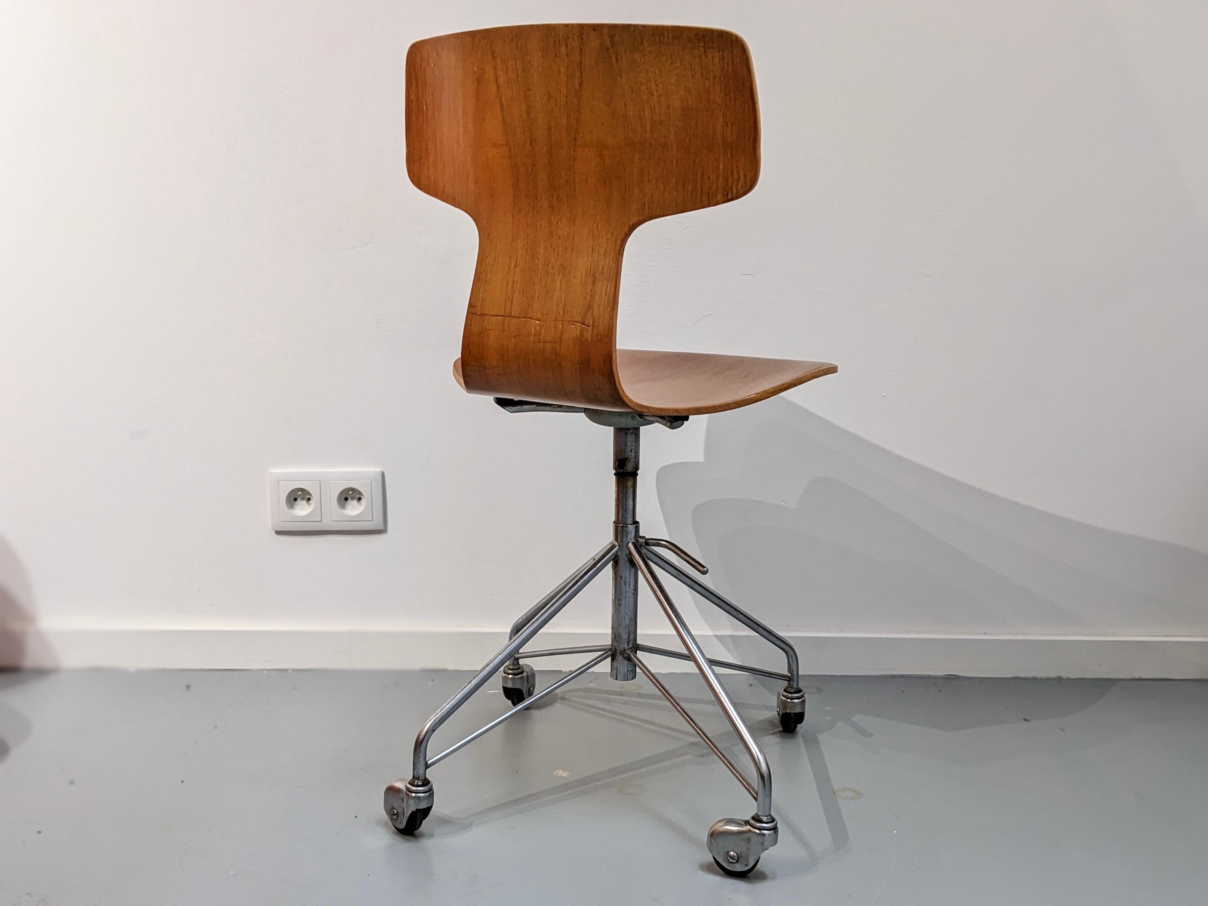 Metal Office Chair Hammer Model 