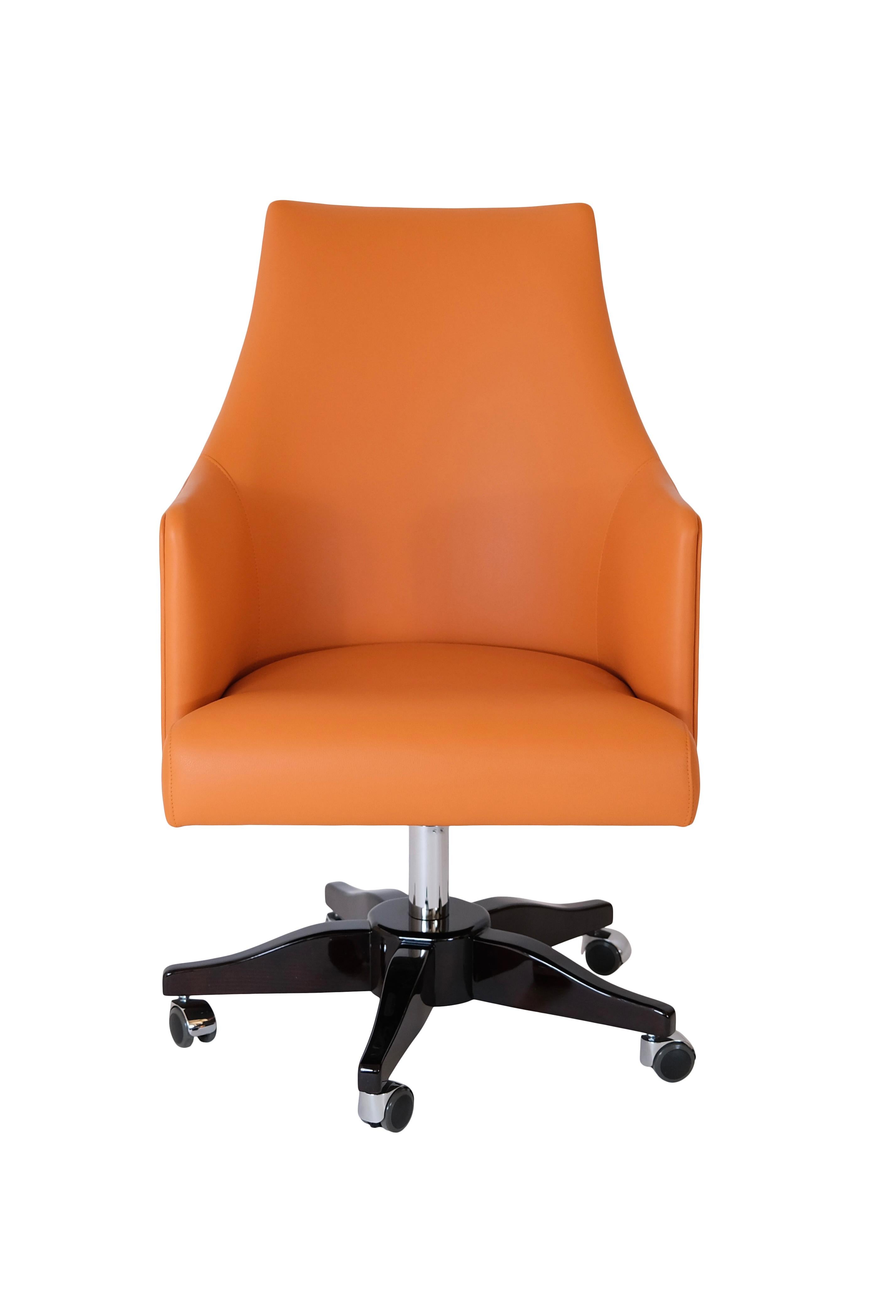 Whether you're an expert at your job or even the boss:
This office chair on your desk is a statement of competence.

High quality! Handmade in Germany.

Black high lacquered real wood veneer. 
Rollable with 5 castors. 
Original leather. 
The padded
