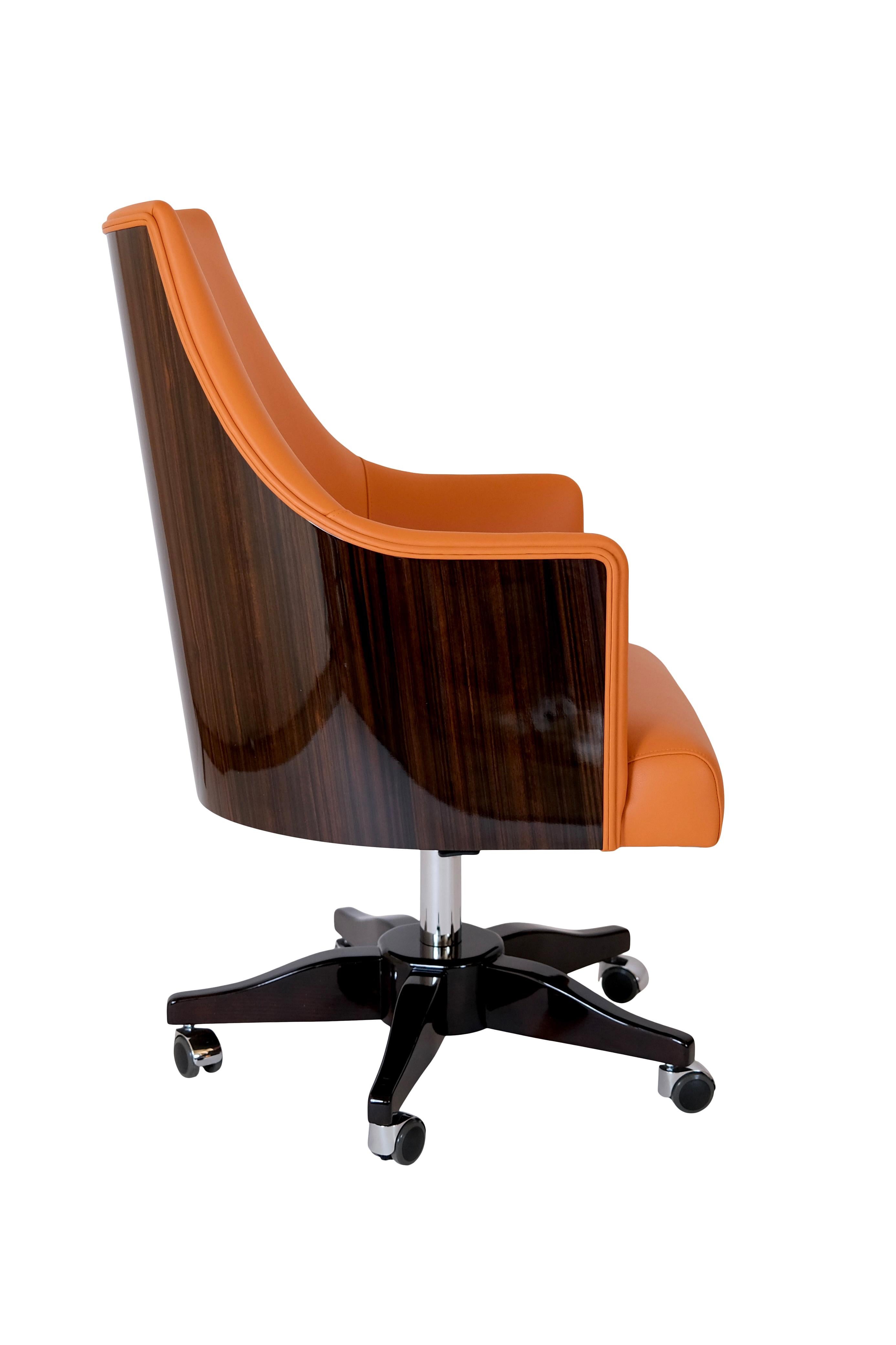 Lacquered Office Chair in Leather and Real Wood Veneer in the Style of French Art Deco For Sale
