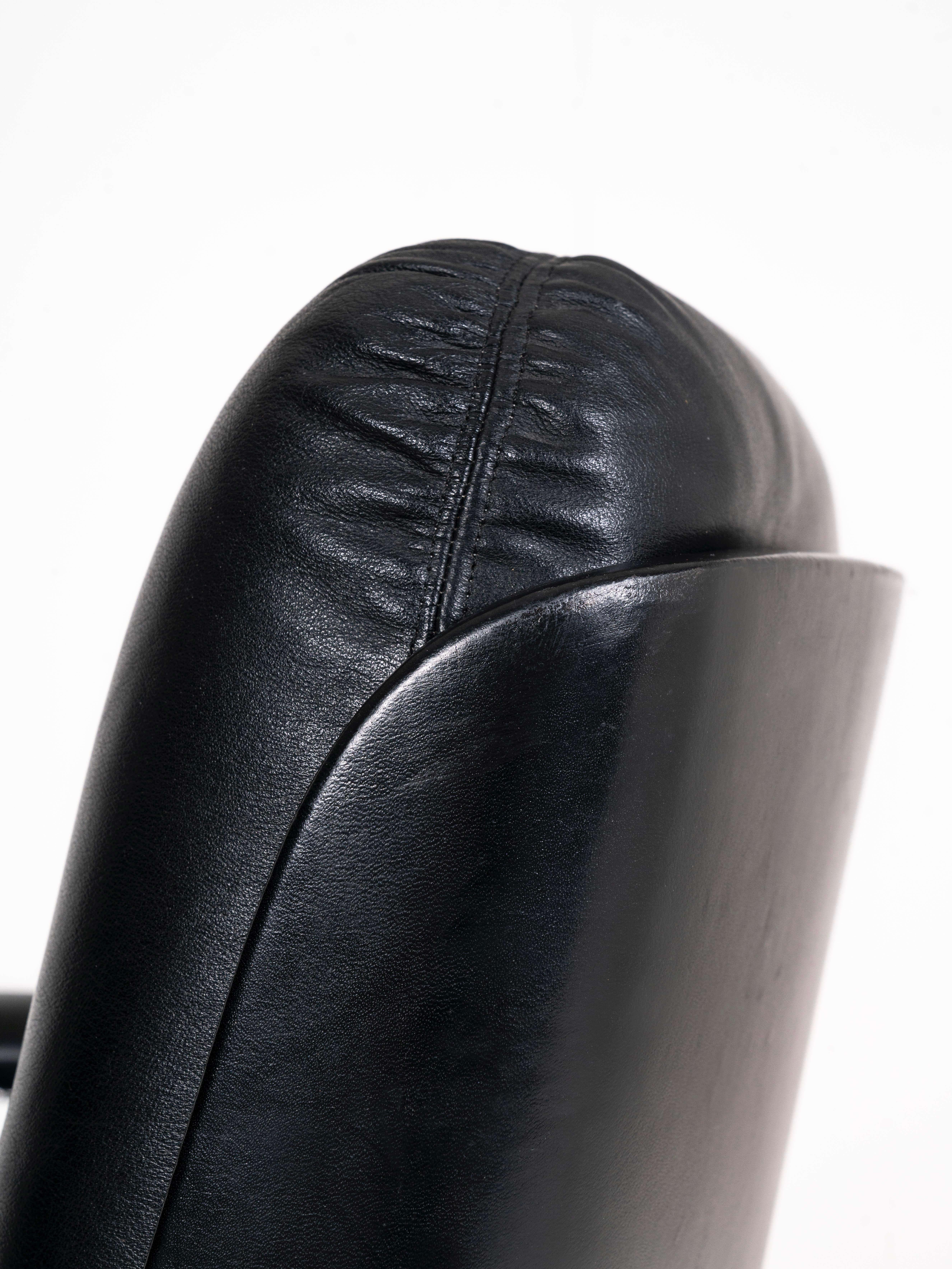 Chaise de bureau en cuir par Vaghi, Italie, années 1960 3