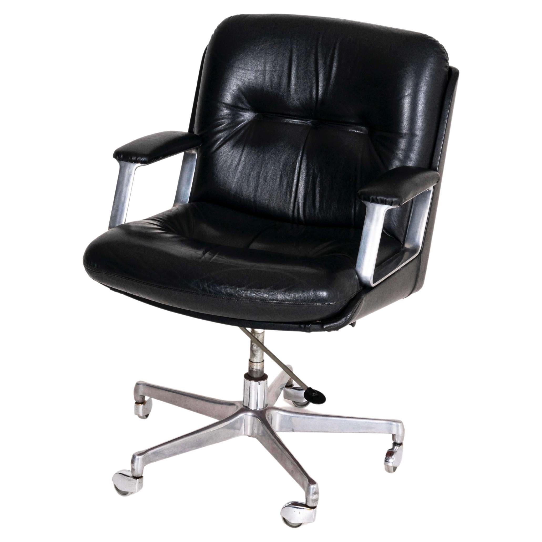 Chaise de bureau en cuir par Vaghi, Italie, ann�ées 1960
