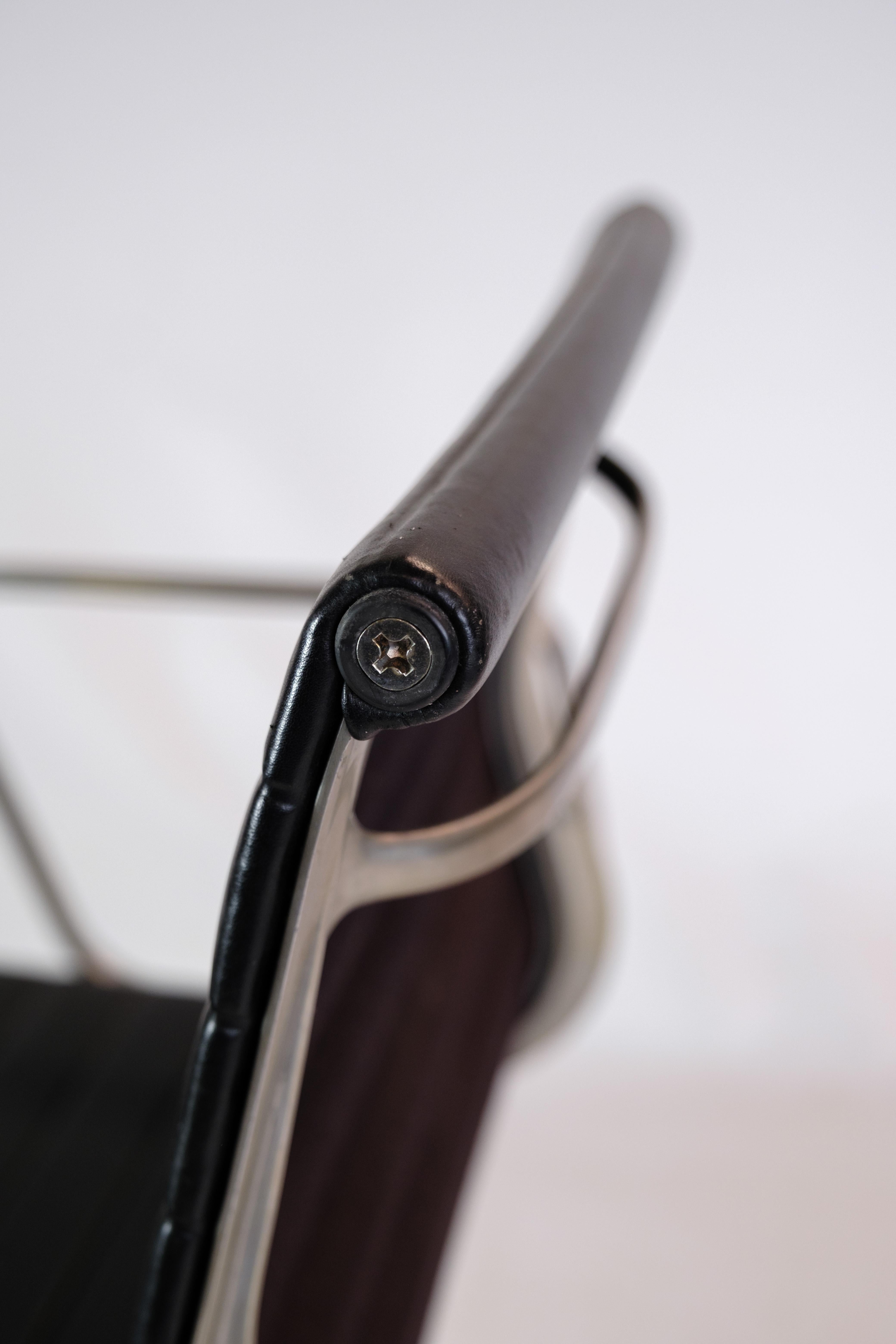 Office Chair, Model Ea-108, Charles Eames 3
