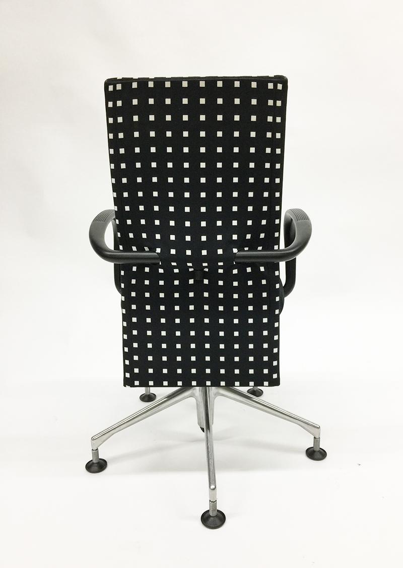 Chaise de bureau Vitra, chaise pivotante, modèle AC1, conçue par Antonio Citterio Bon état - En vente à Delft, NL