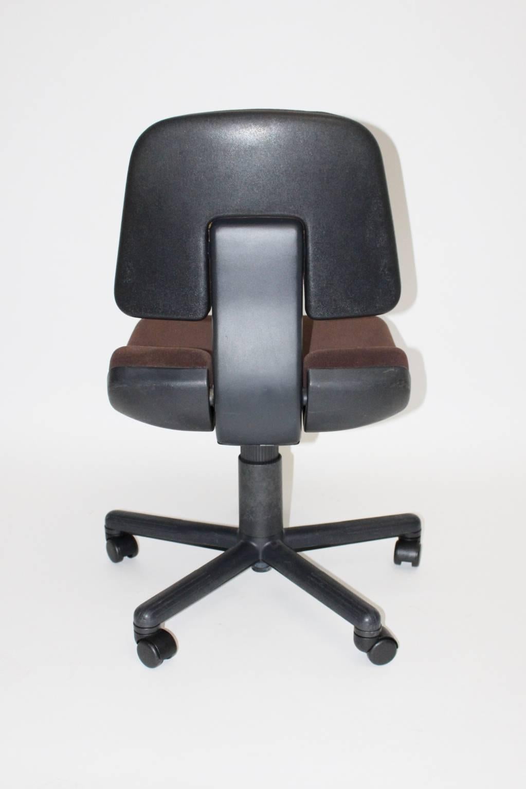 Office Chair Vintage Vitramat by Wolfgang Mueller Deisig 1976 Vitra Switzerland In Good Condition For Sale In Vienna, AT