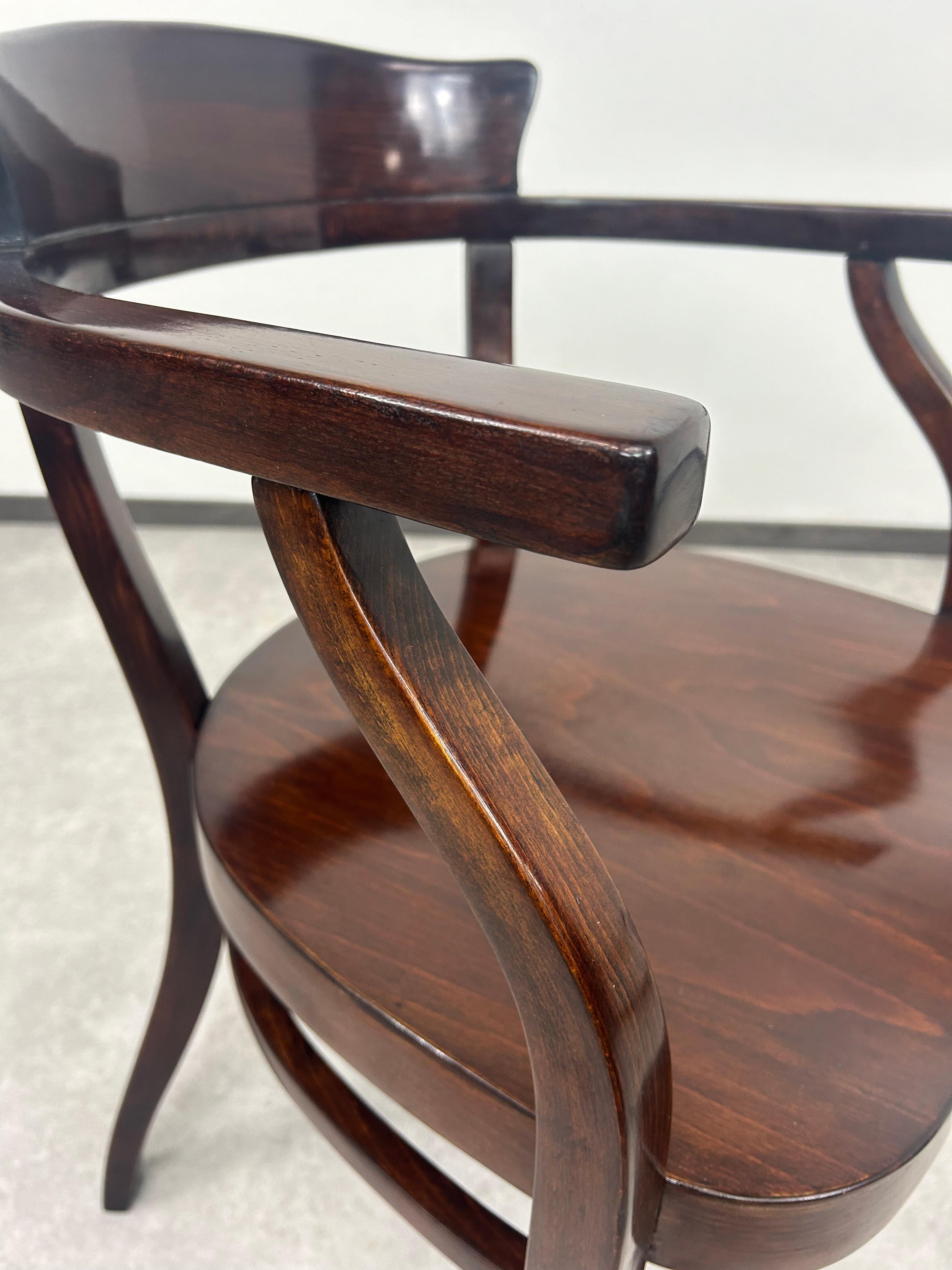 Inizio XX secolo Office chairs no.6048 and no.6148 by Otto Wagner for Thonet in vendita
