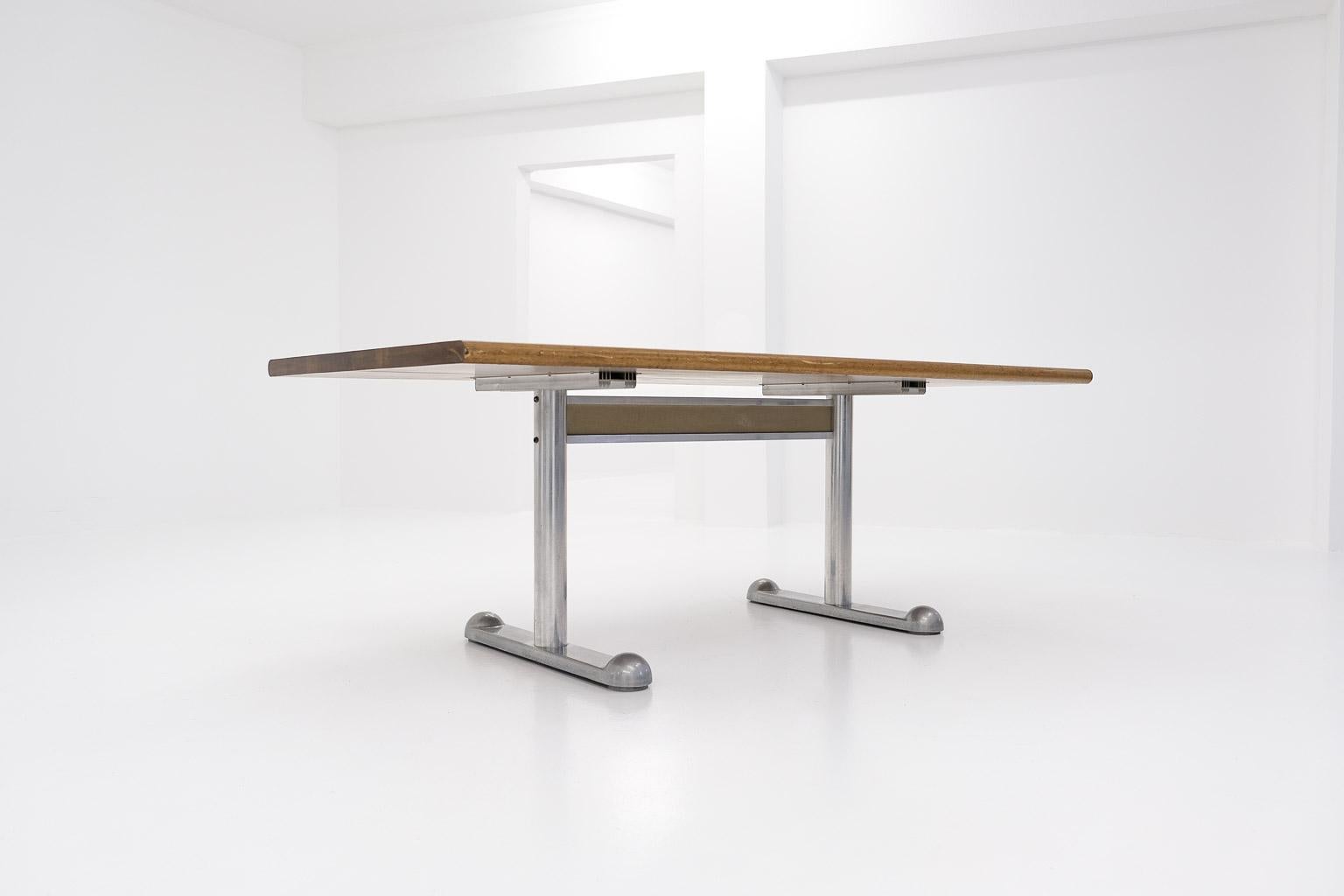 Office Desk by Perry King and Santiago Miranda for Planula, Italy, 1970s In Good Condition In Frankfurt am Main, DE