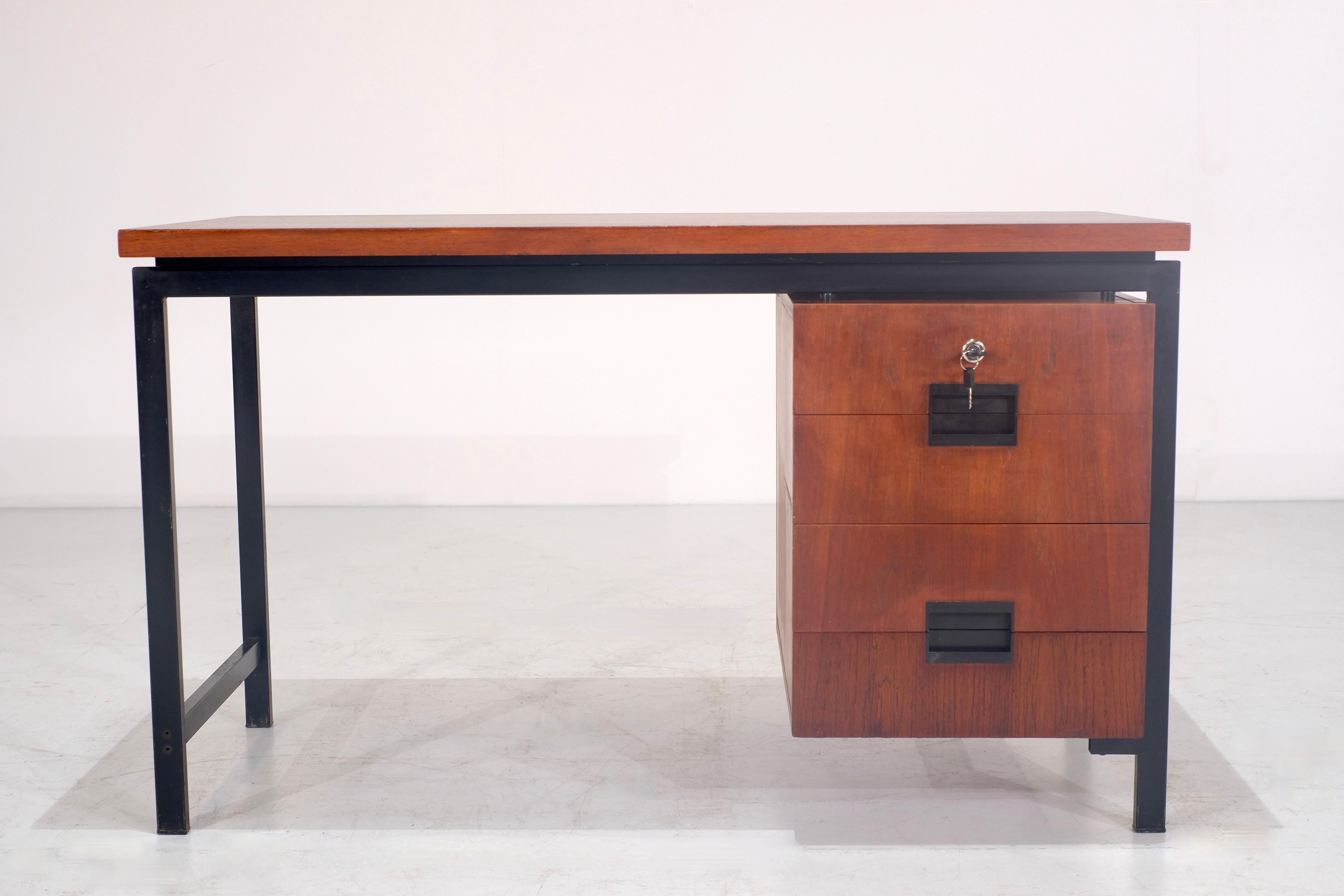 Office Desk EU01 by Cees Braakman for Pastoe - 1960s In Good Condition In Uccle, BE