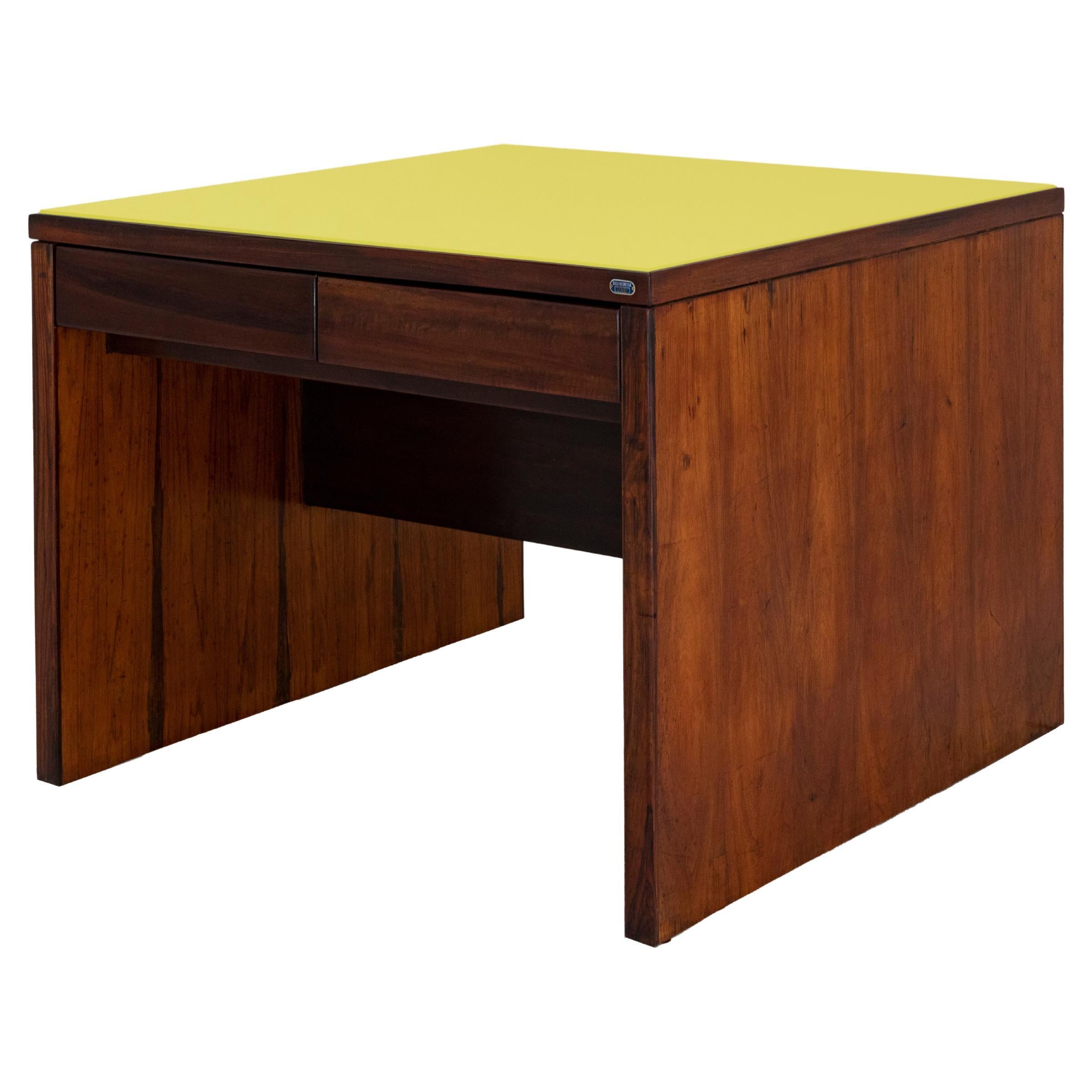 Modèle de bureau carré de Joaquim Tenreiro, 1966 en vente