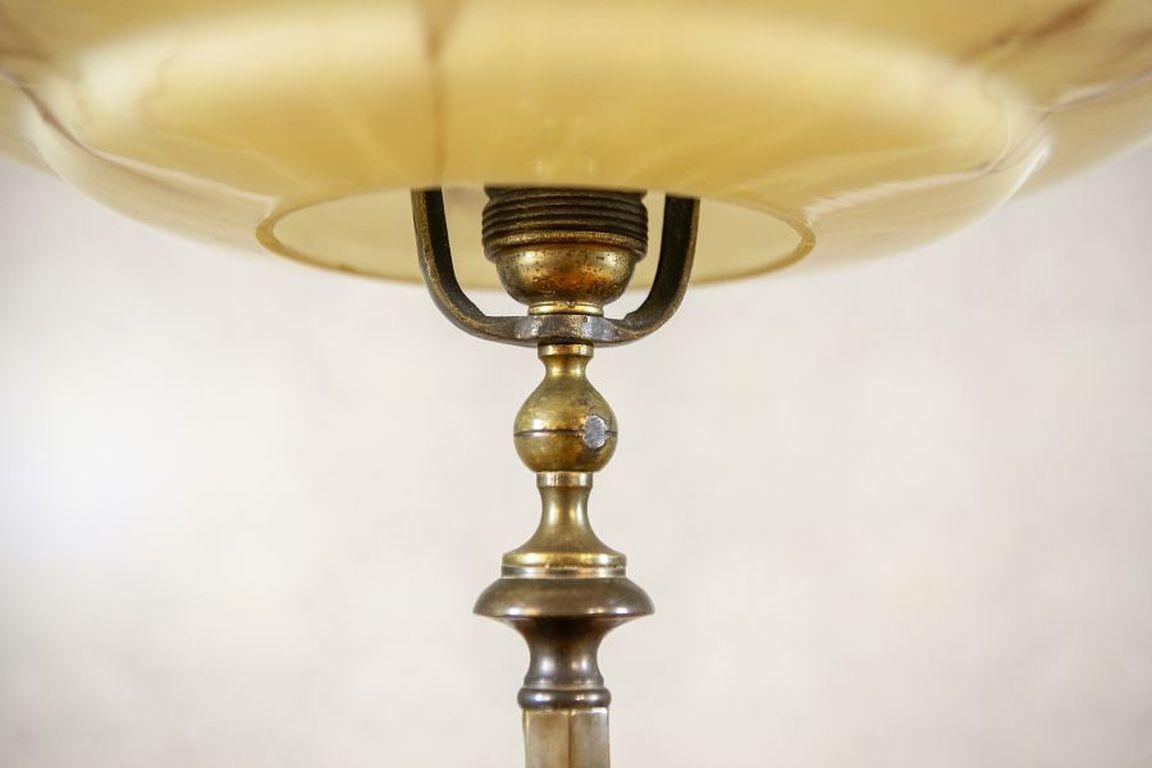 Metal Art Deco Cream Office Lamp With Glass Shade From the Early 20th Century