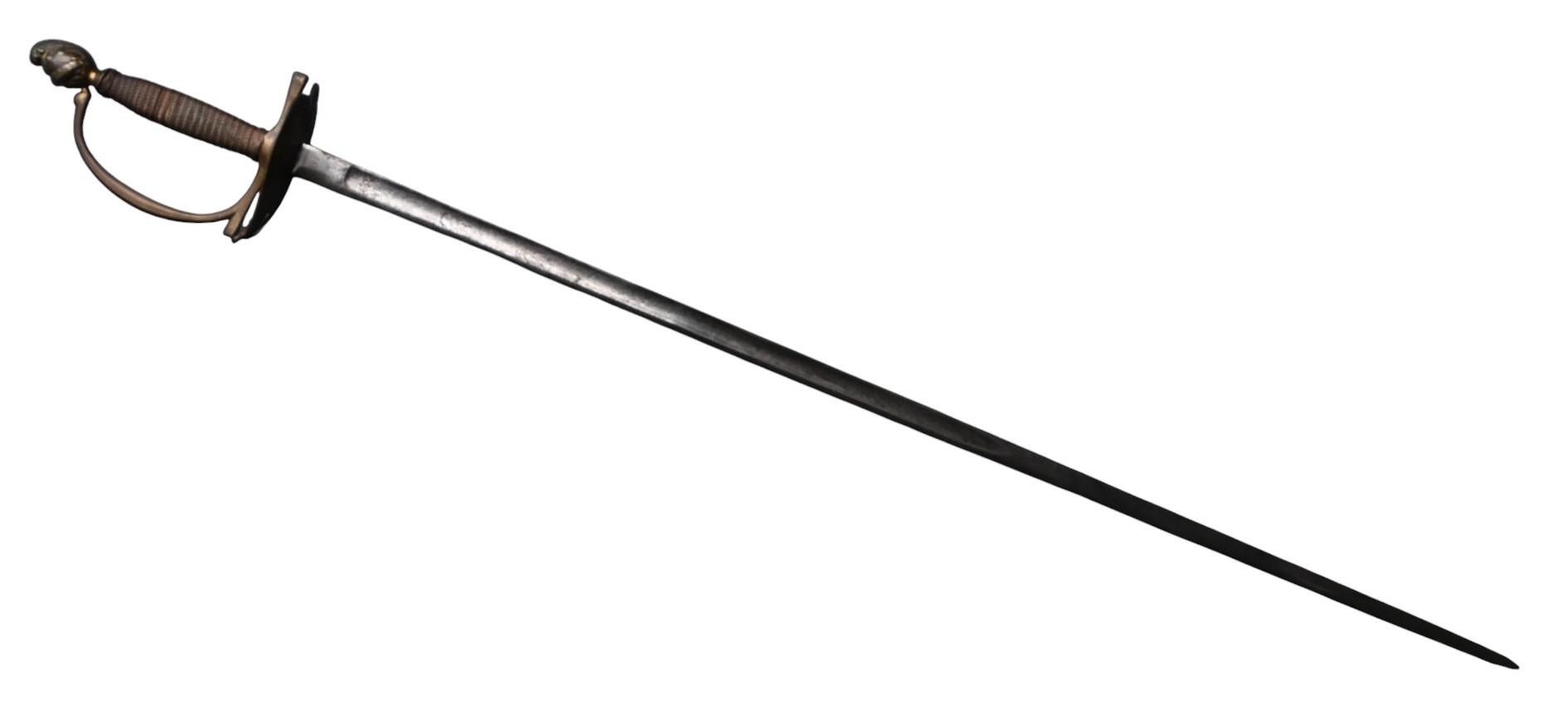 Épée d'officier - France ou Pays-Bas autrichiens - Circa 1770-1790 en vente 1