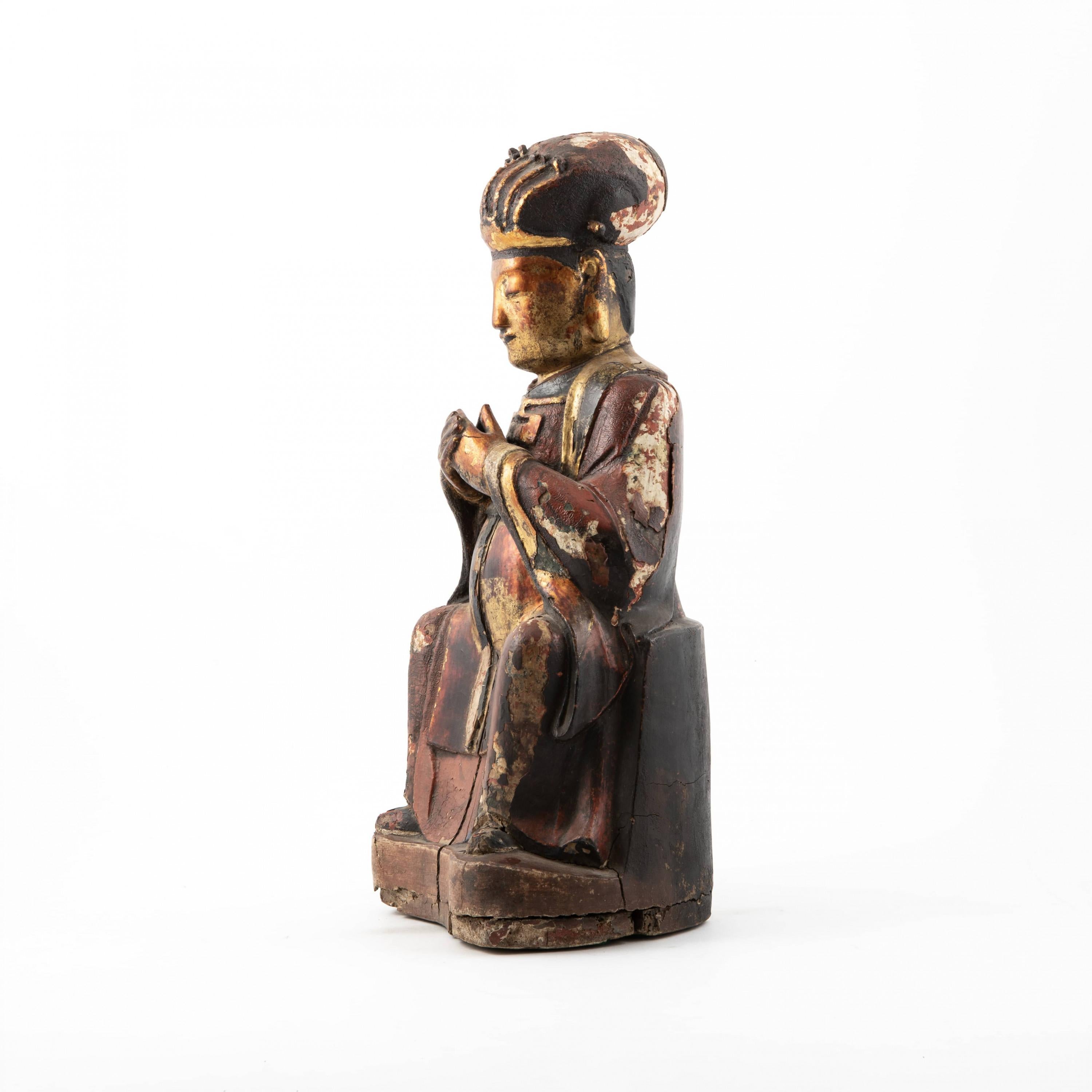 Late 18th Century Chinese  Wooden Seated Official Figure 1