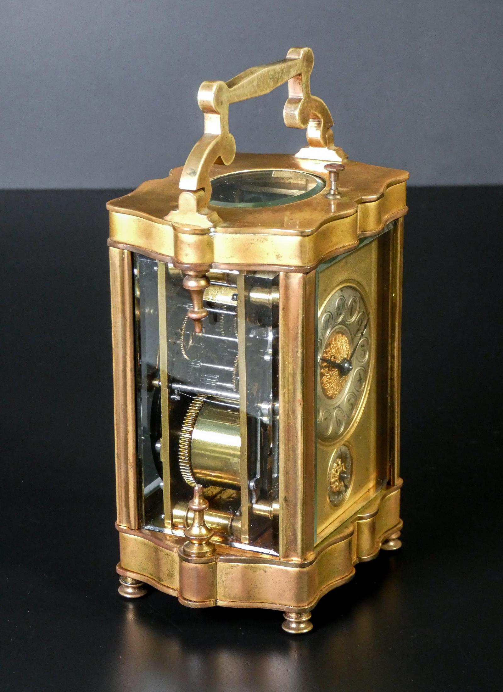 Officier clock, Pendulette with alarm, strikes at mid-hour and ...