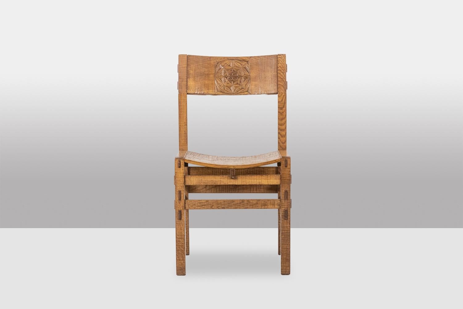Officina Rivadossi, table et 4 chaises de style brutaliste. Italie, vers 1970 en vente 4
