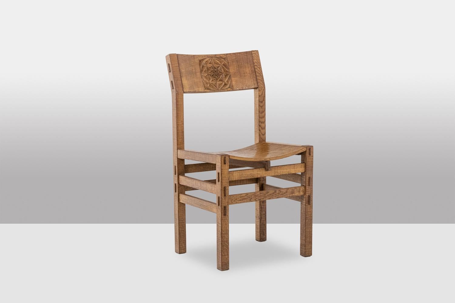Officina Rivadossi, table et 4 chaises de style brutaliste. Italie, vers 1970 en vente 7