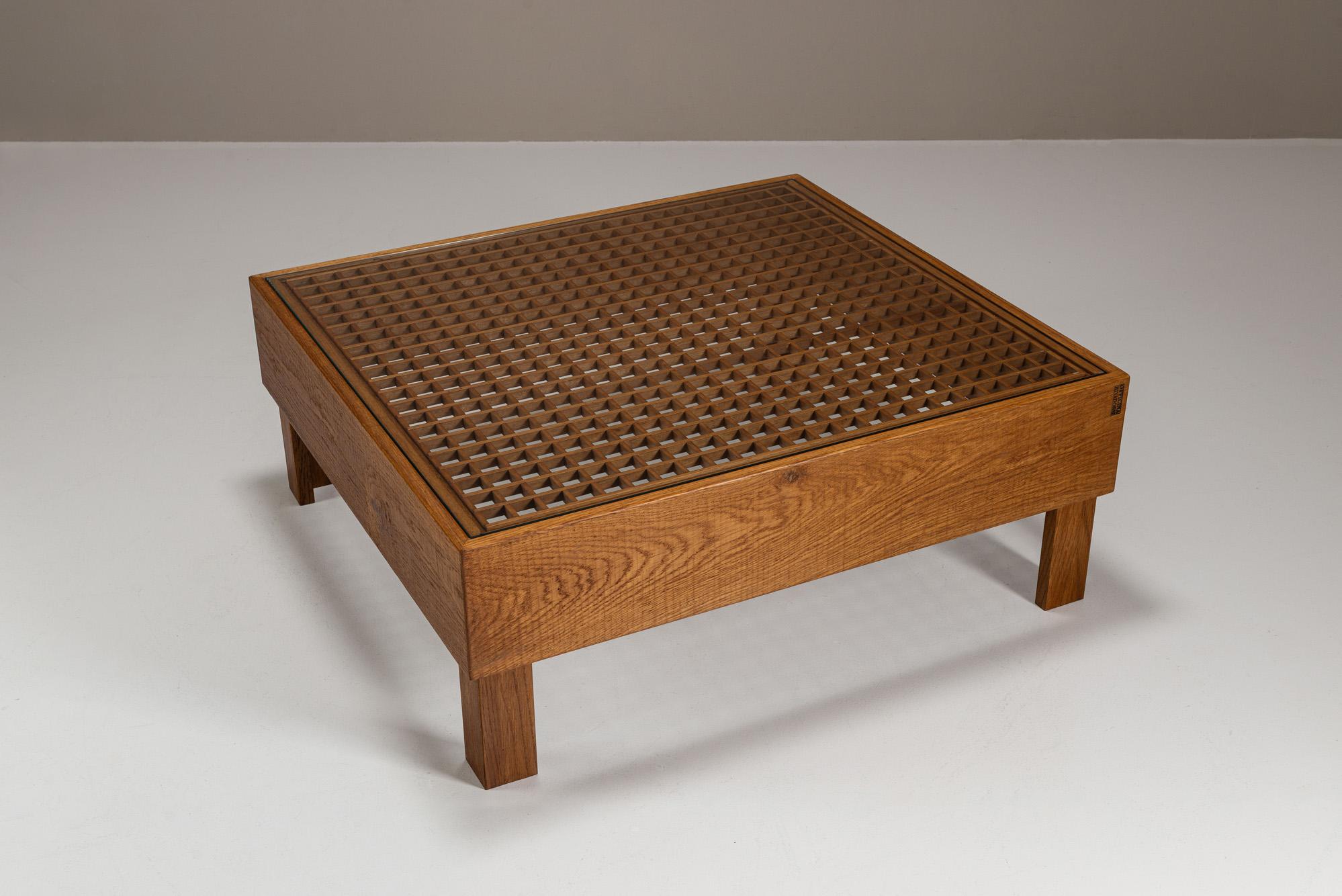 Mesa de centro Officina Rivadossi de roble de Eslavonia, Italia Años 80 Italiano en venta