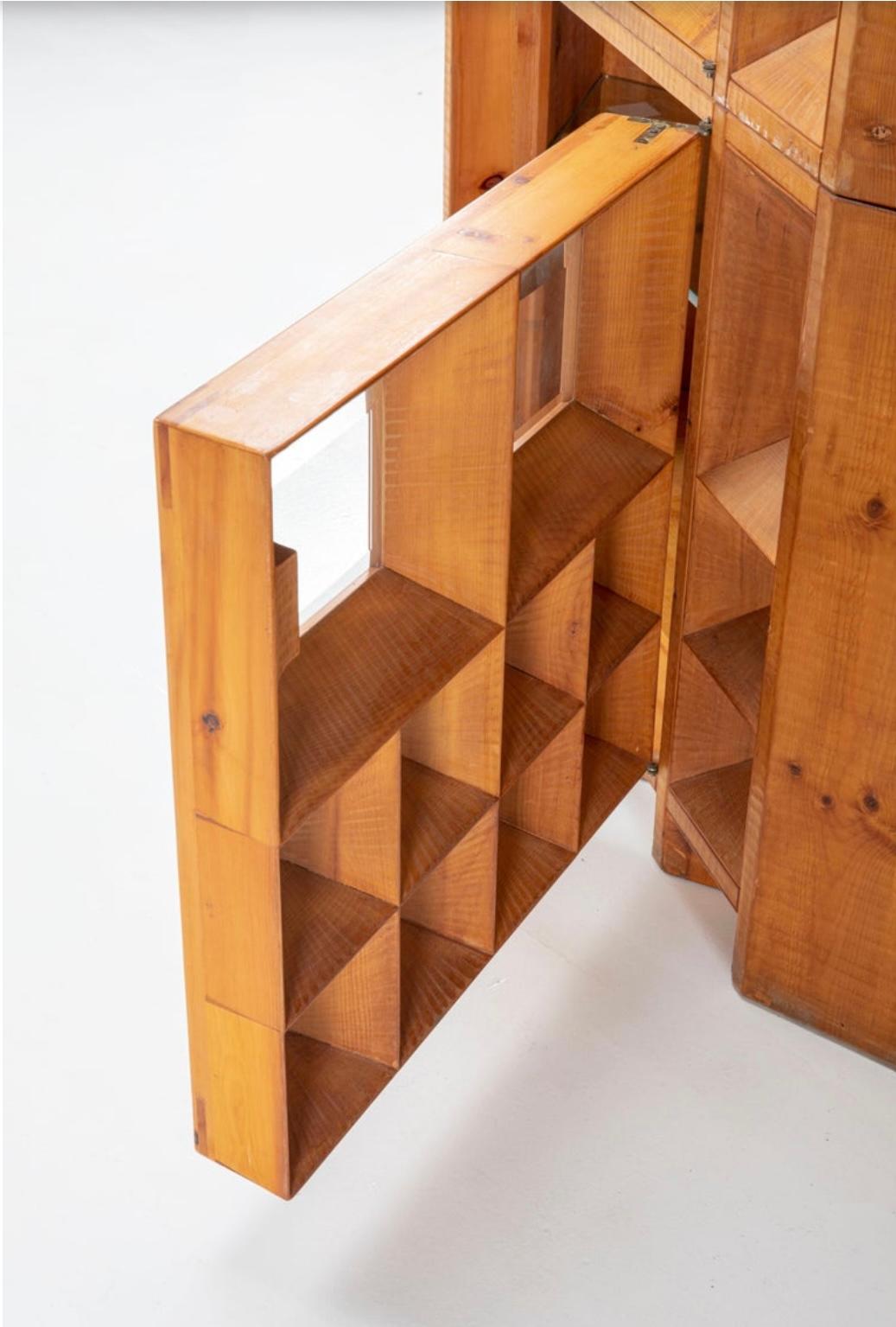 Officina Rivadossi credenza cabinet monumentale Design italiano anni '70 Brutalista en venta