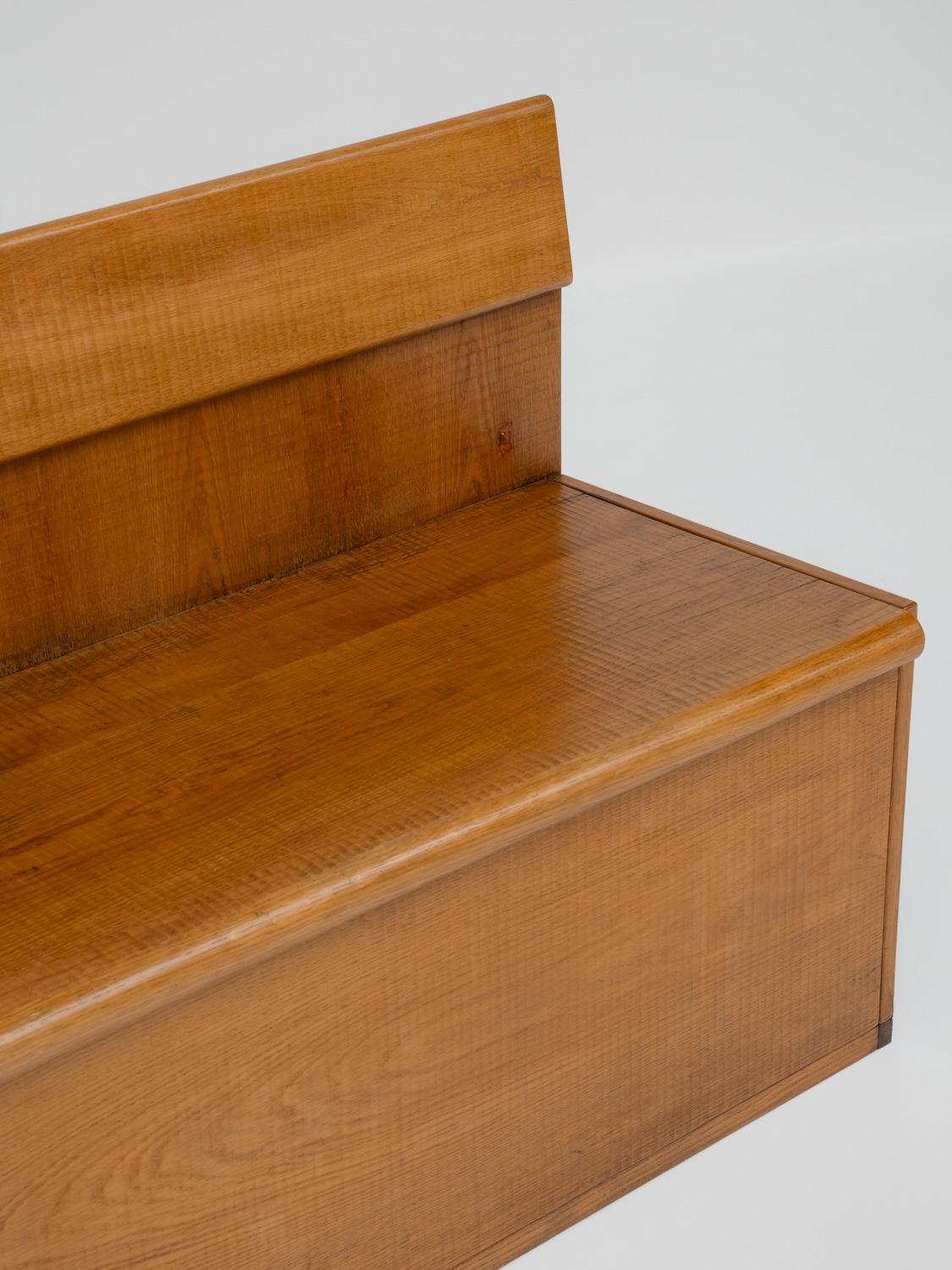 Mid-Century Modern Officina Rivadossi Oak Bench, Italy 1970s For Sale