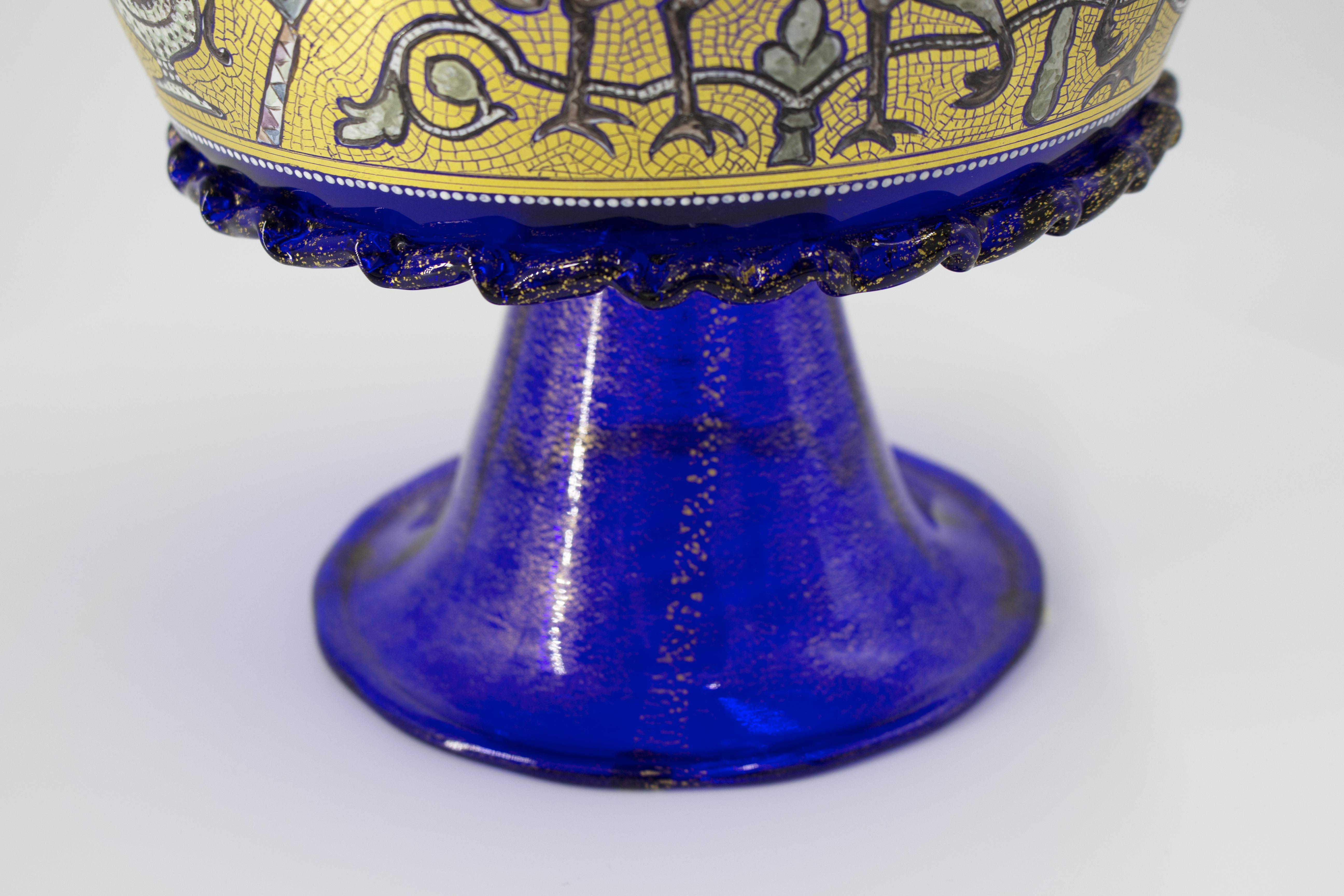 Renaissance Officine di Murano 1295 Handmade Glass Cup Hand Decored 24kt Gold Leaf & Enamel For Sale