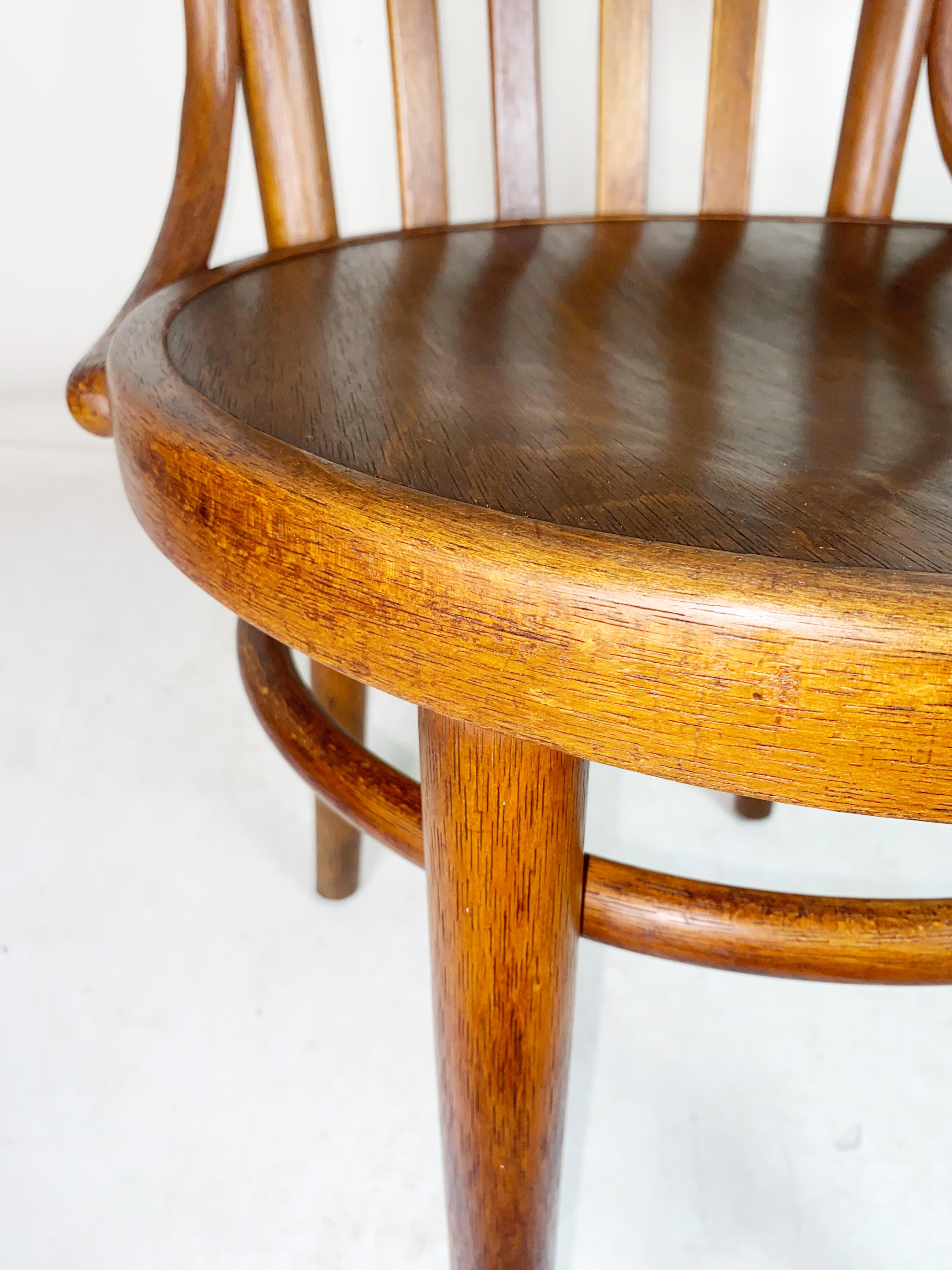 Offiece Armchait Thonet Nr.13, 1920er Jahre im Zustand „Gut“ im Angebot in Praha, CZ