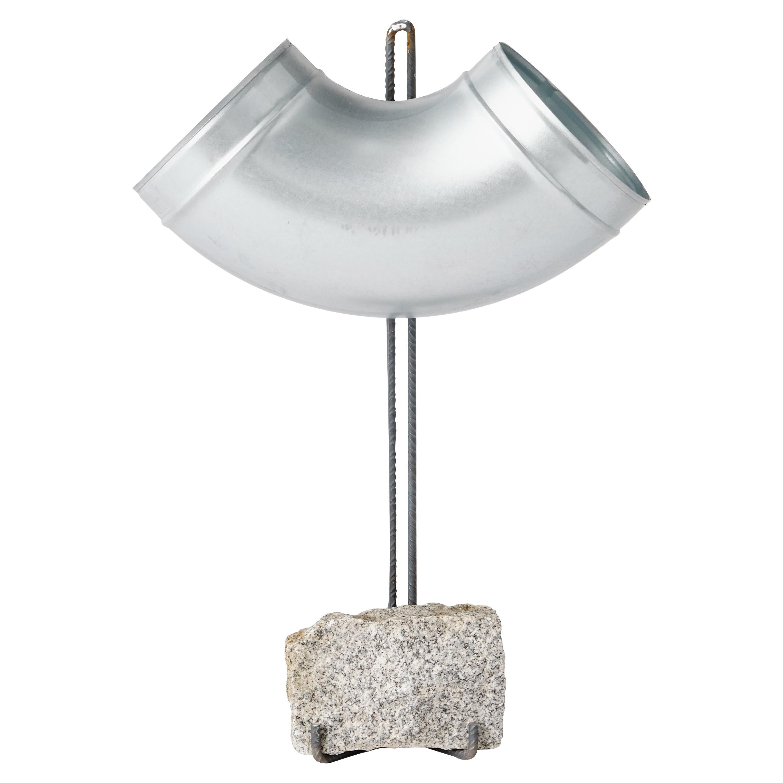 Série O.F.I.S., lampe de table en acier tubulaire récupéré par Lucas Muñoz 
