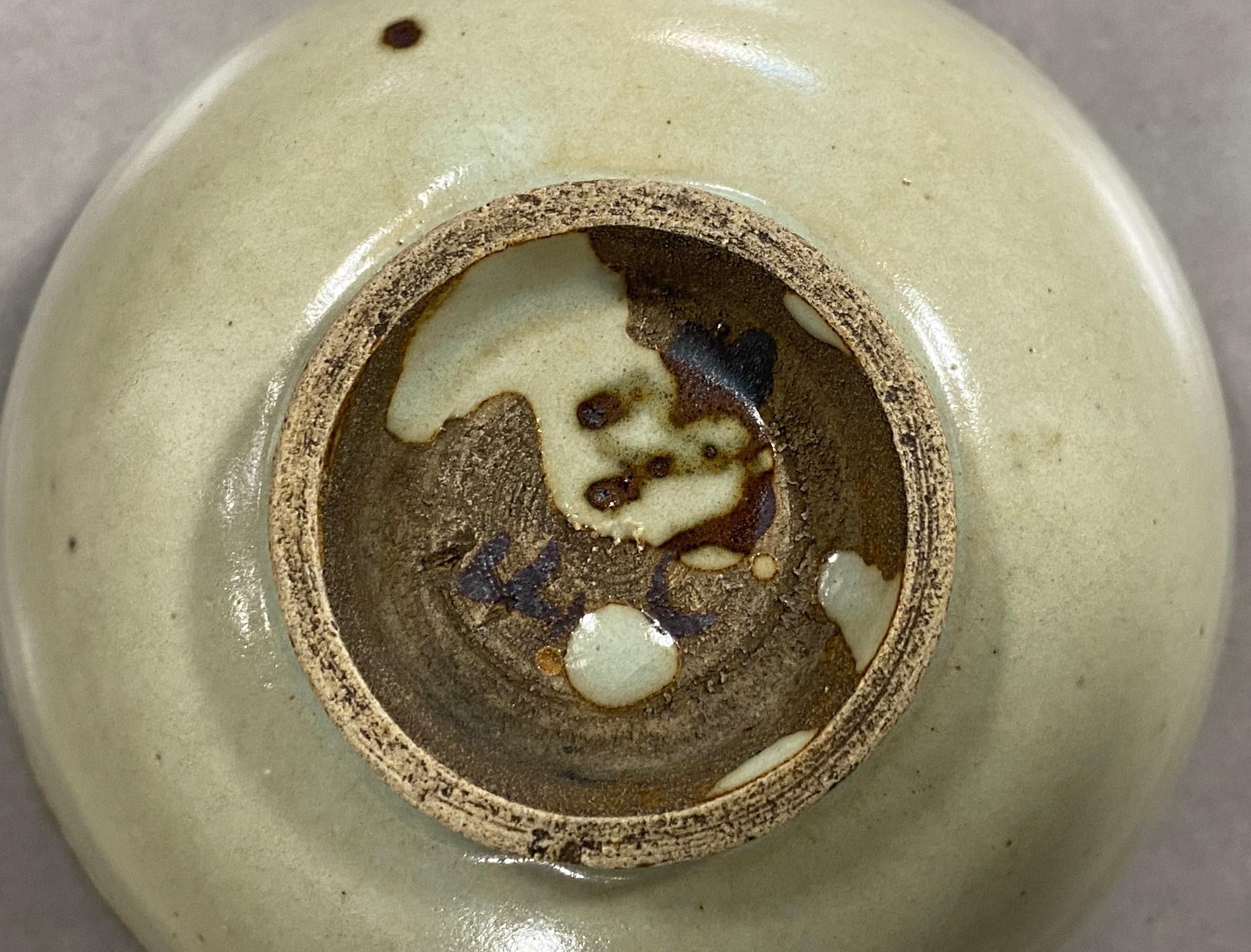 Ogata Kenzan, signierte japanische Teeschale aus Keramik aus der asiatischen Edo-Periode, Chawan im Angebot 7