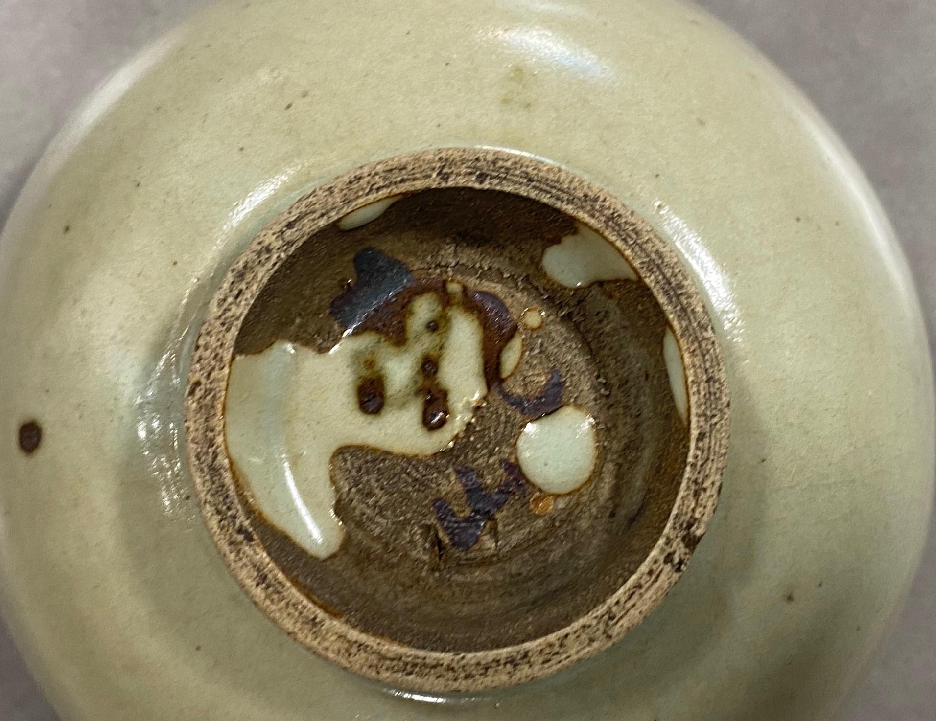 Ogata Kenzan, signierte japanische Teeschale aus Keramik aus der asiatischen Edo-Periode, Chawan im Angebot 8