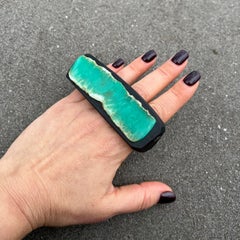 O’Gem Chrysoprase Rough Cut Black Ceramic Two Finger Statement Ring