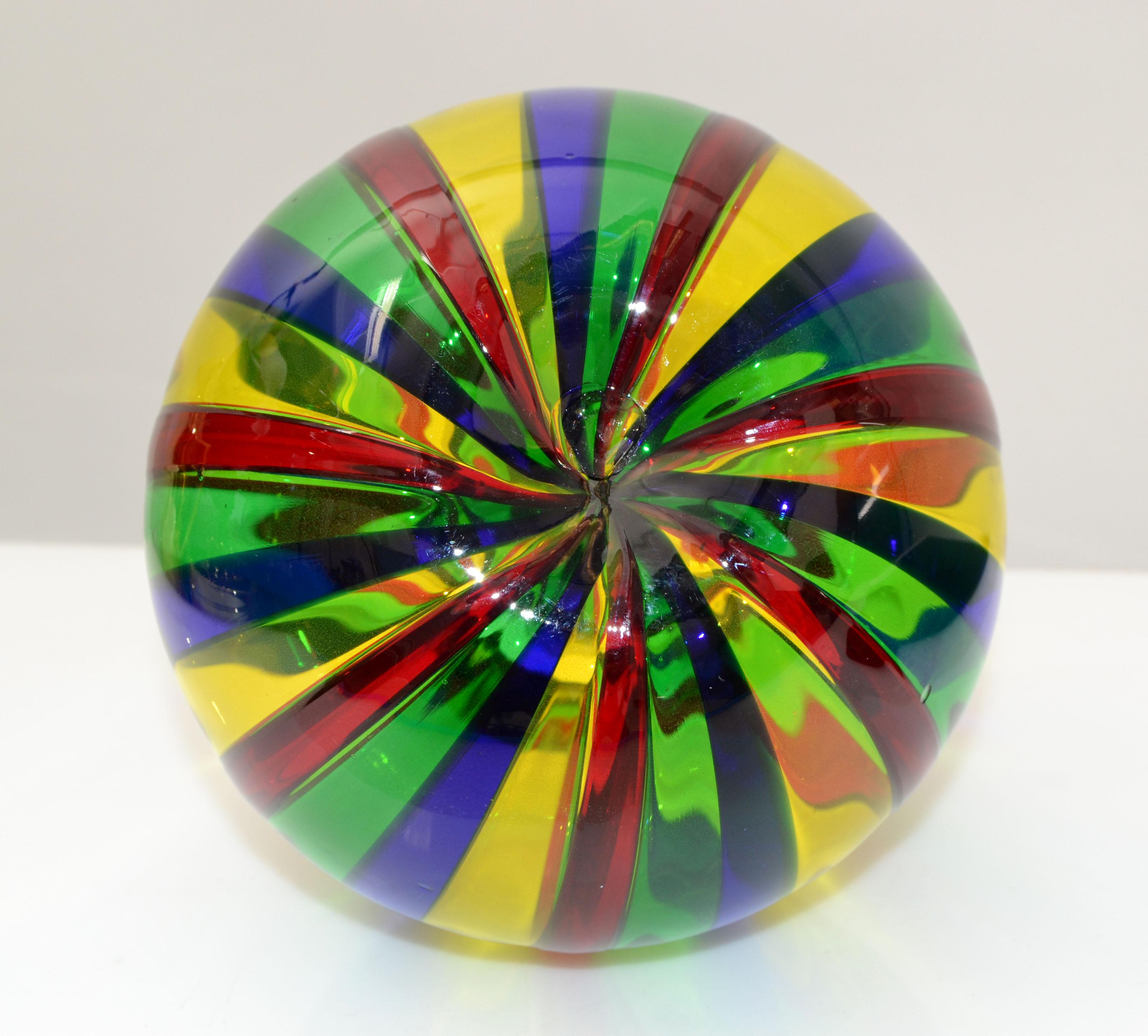 Oggetti Colorful Italian Round Blown Art Glass by Venini Mid-Century Modern For Sale 4