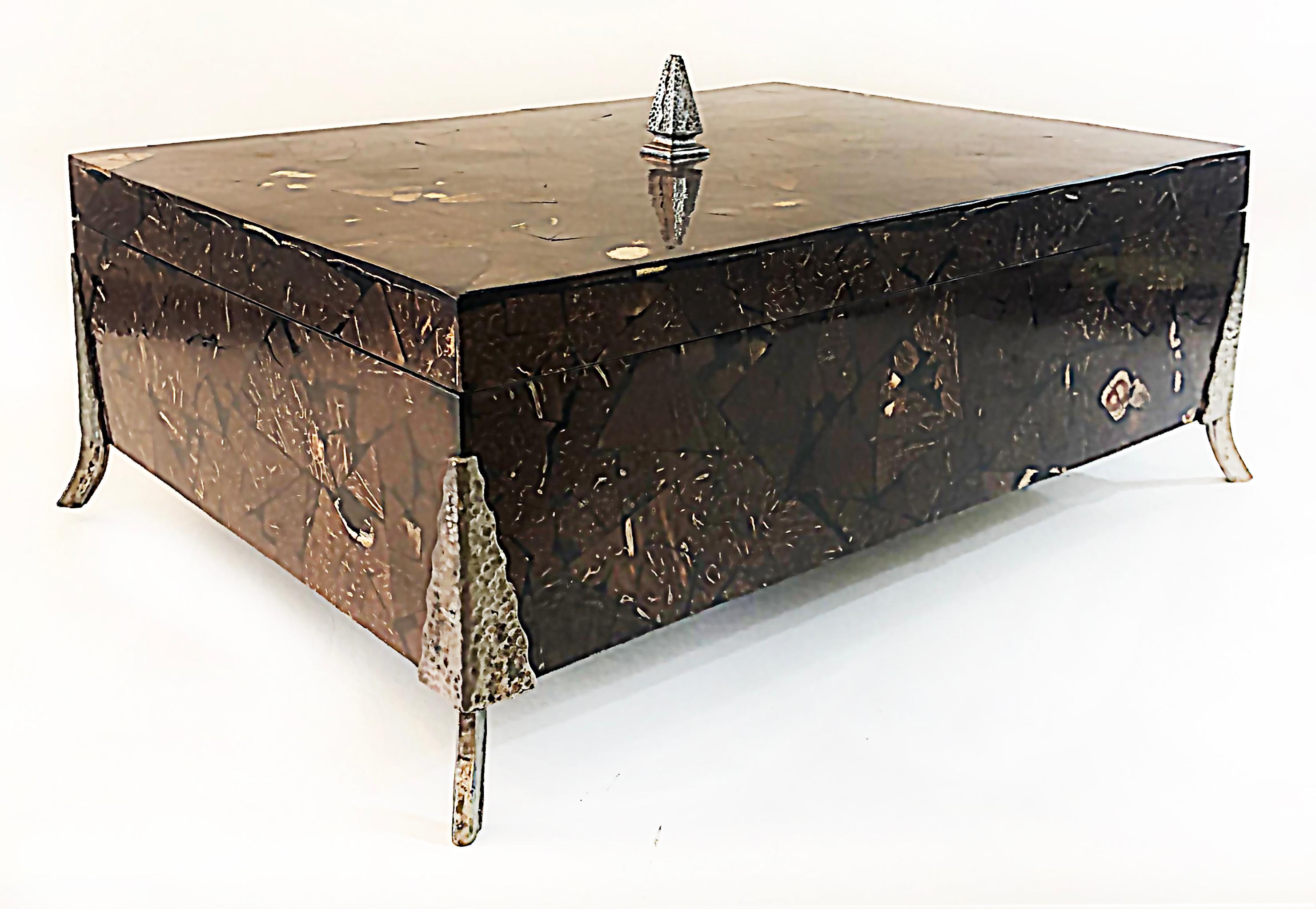 Philippine Oggetti Tessellated Coconut Shell Lidded Box with Bronze Mounts, 1990s For Sale