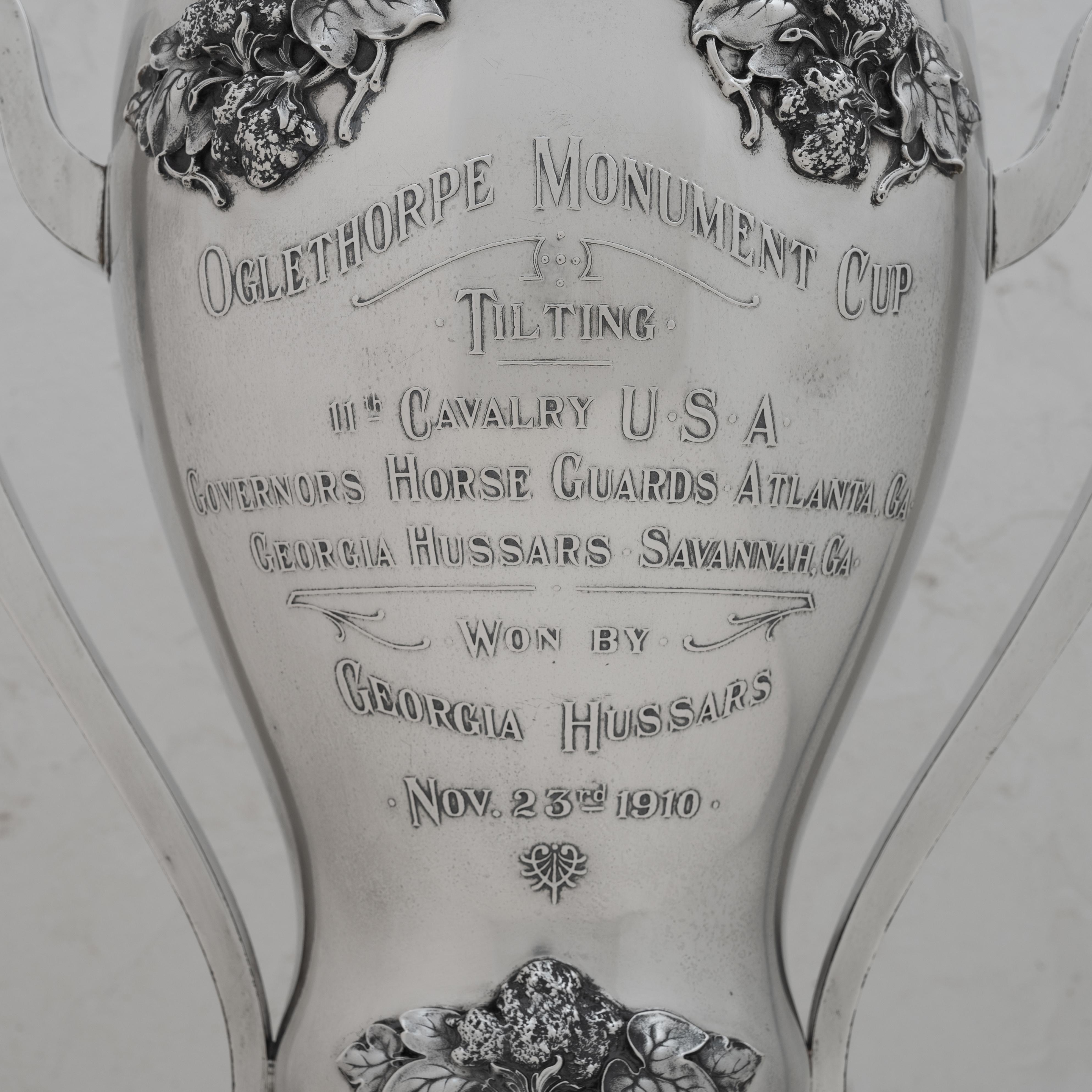 Oglethorpe-Denkmal-Pokal, Savannah, Georgia, 1910 (Sterlingsilber) im Angebot