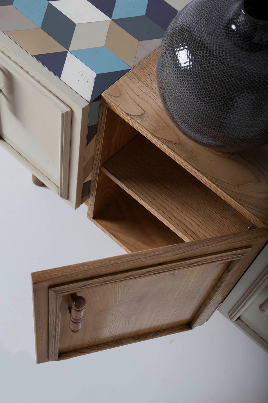 Buffet Oh Lola, trois portes et deux tiroirs, par Lola Glamour Neuf - En vente à Geneve, CH
