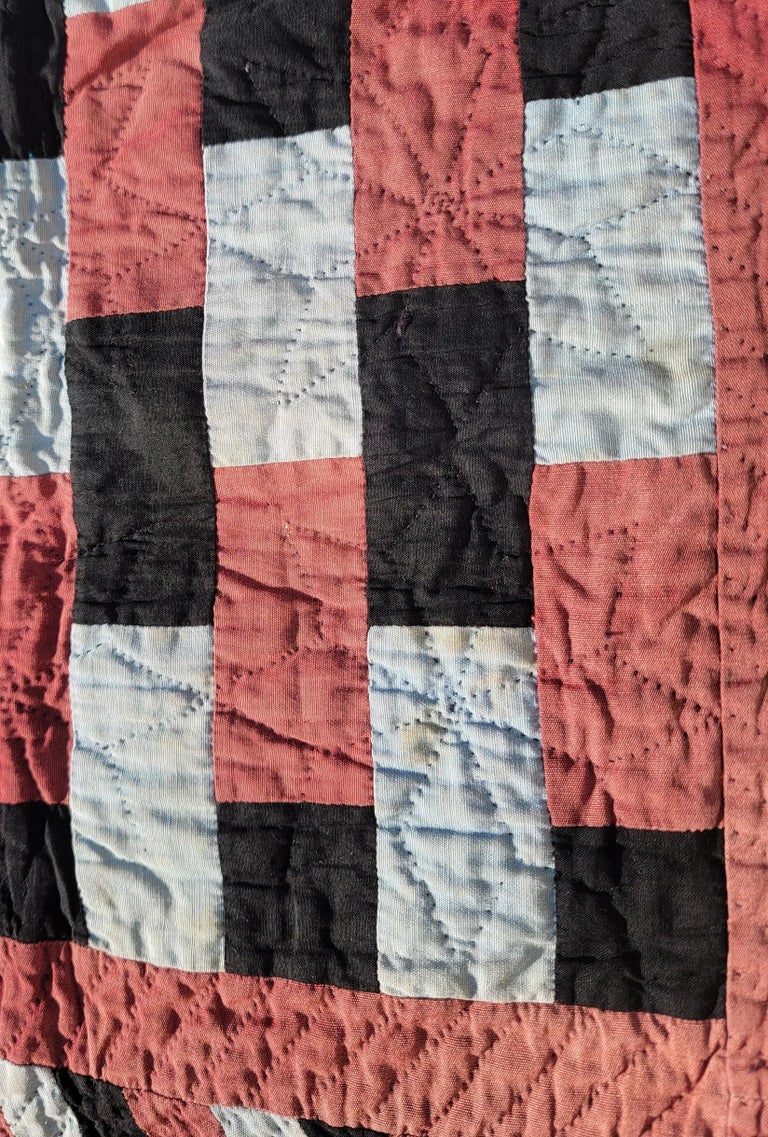 Ohio Amish Crib Quilt For Sale at 1stDibs