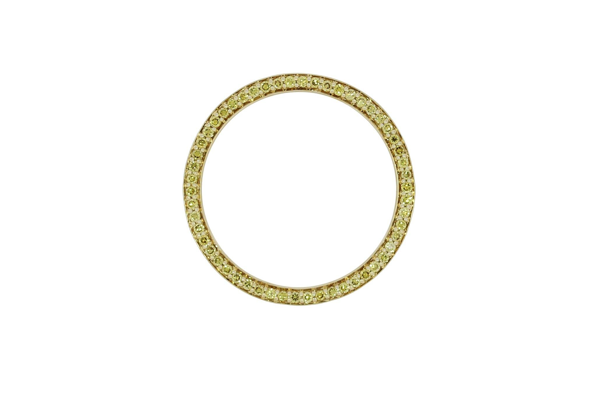 Im Angebot: Namesake-Ring aus 18 Karat Gelbgold mit gelben Diamanten () 3
