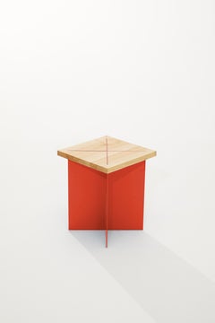 Sgabello Ohus in Wood Wood e acciaio arancione salmone di Heilig Objects