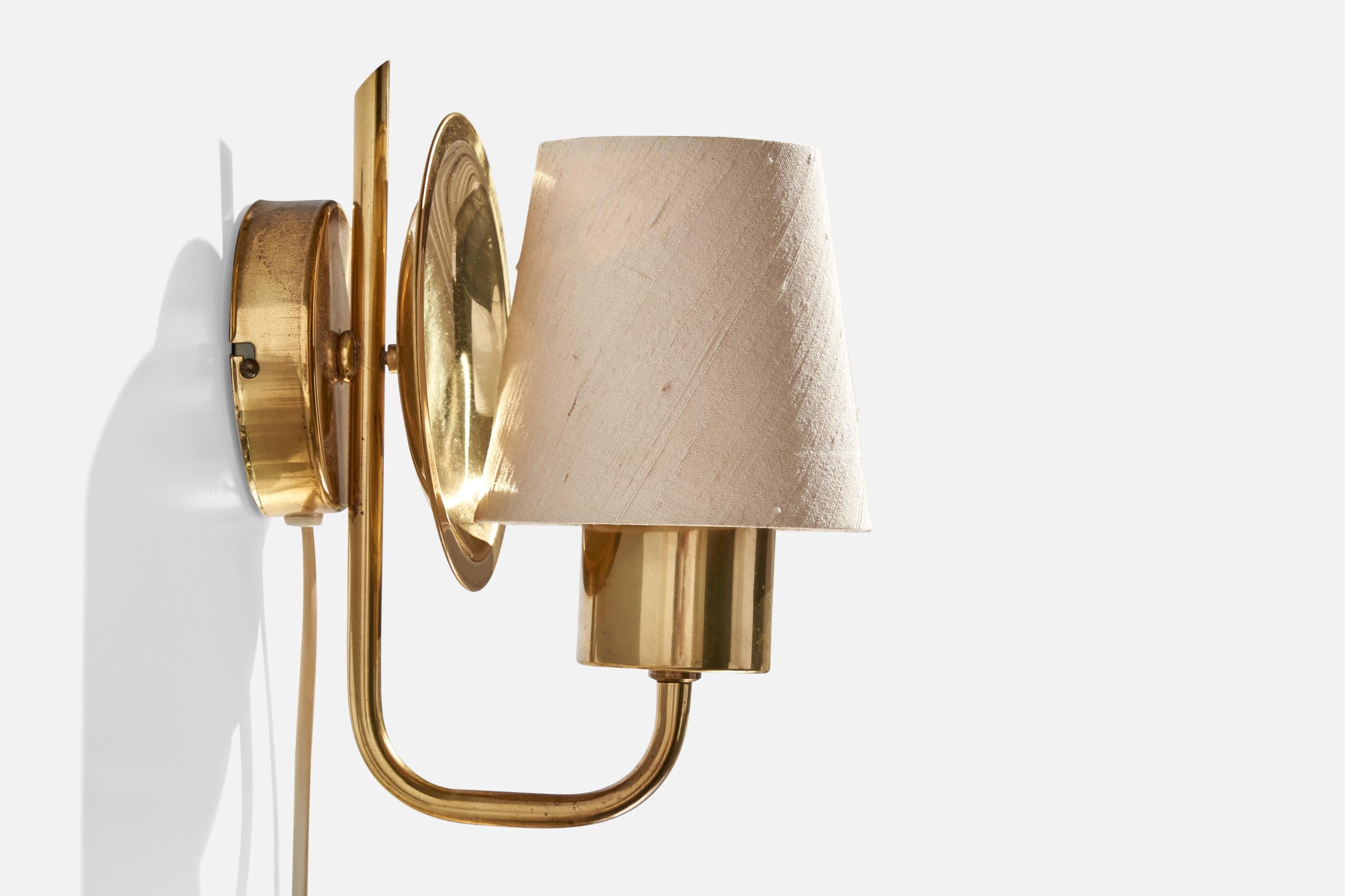 ÖIA, Wall Lights, Brass, Fabric, Sweden, 1970s In Good Condition In High Point, NC