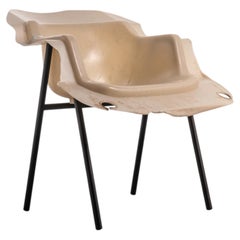 Poltrona Oiko Design Office BL05, plastica riciclata nera, stile moderno