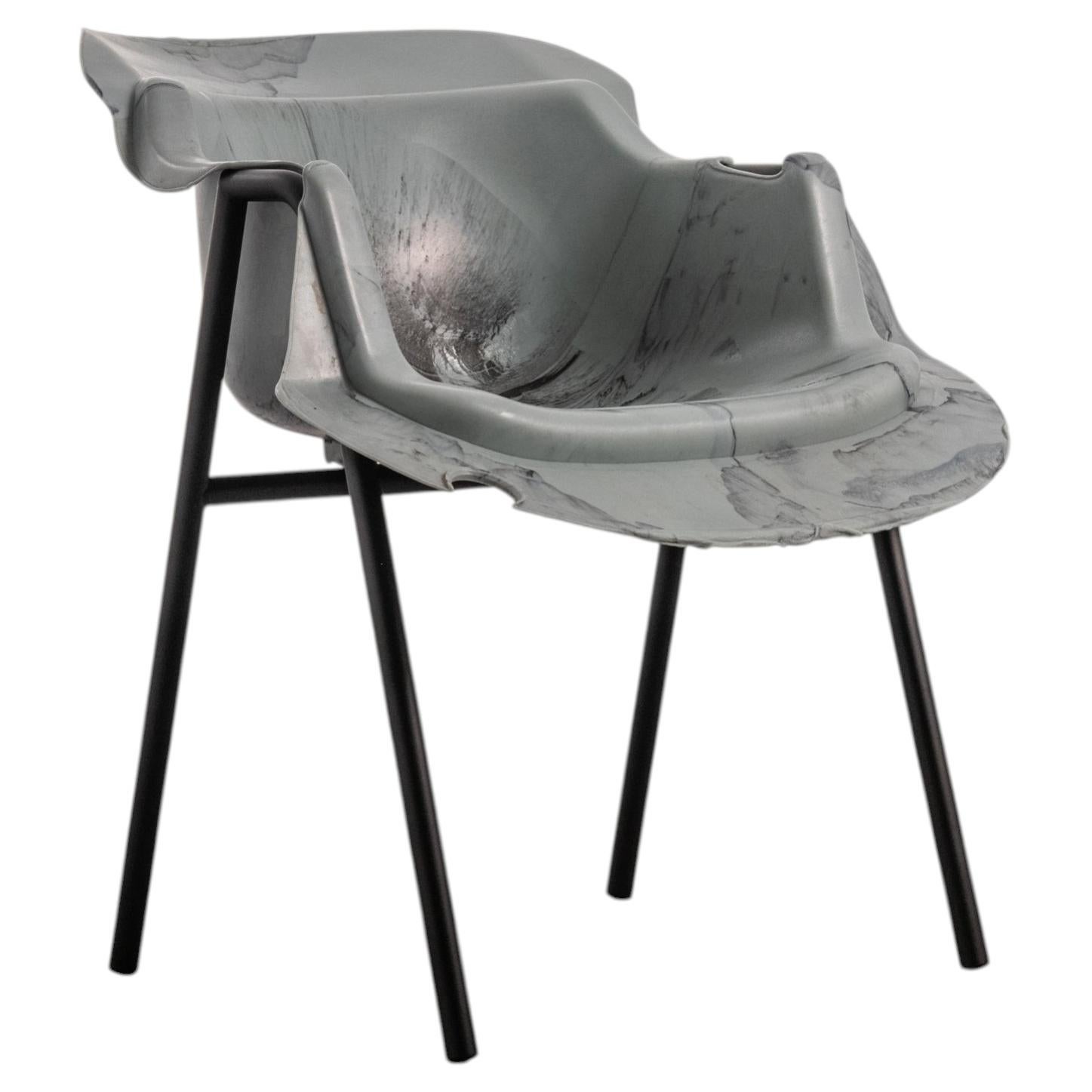 Oiko Design Office GR03 Armchair, Black Recycled Plastic, Modern Style