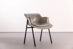 Oiko Design Office GR10 Armchair, Black Recycled Plastic, Modern Style