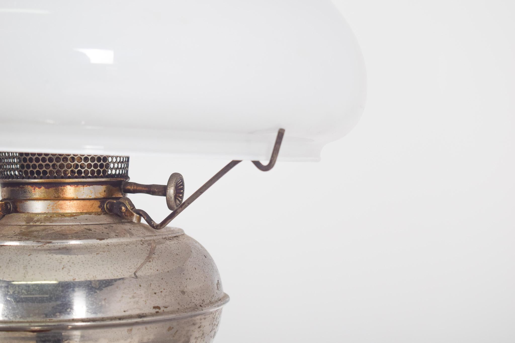 Lampe de table en métal chromé État moyen - En vente à Lisboa, Lisboa