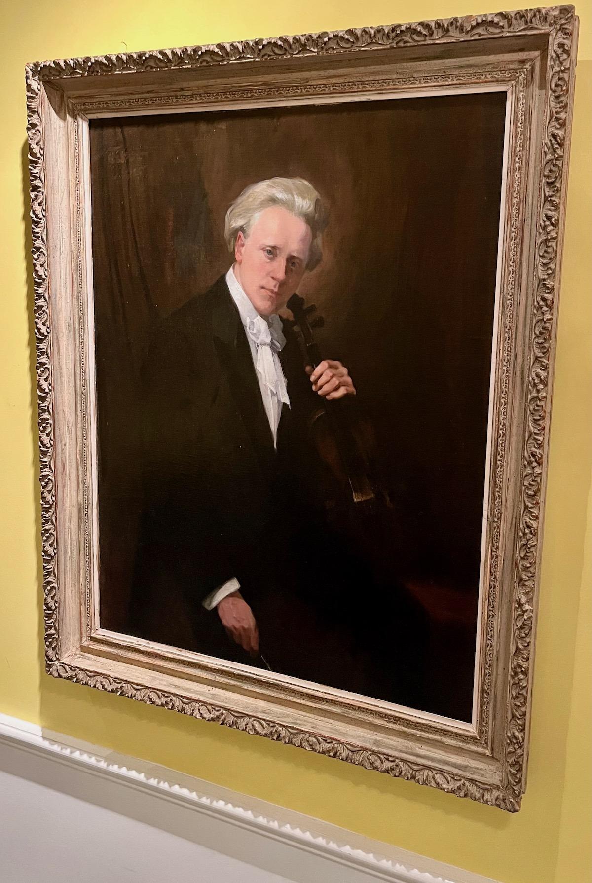 A unique oil painting of 1st violinist with the Boston Symphony Orchestra as well as the famous very popular Boston Pops, Mr. Einer Hansen.
Mr. Hansen was born In Denmark in 1890 and passed in 1976.
The painting proudly depicts Mr. Hansen posing