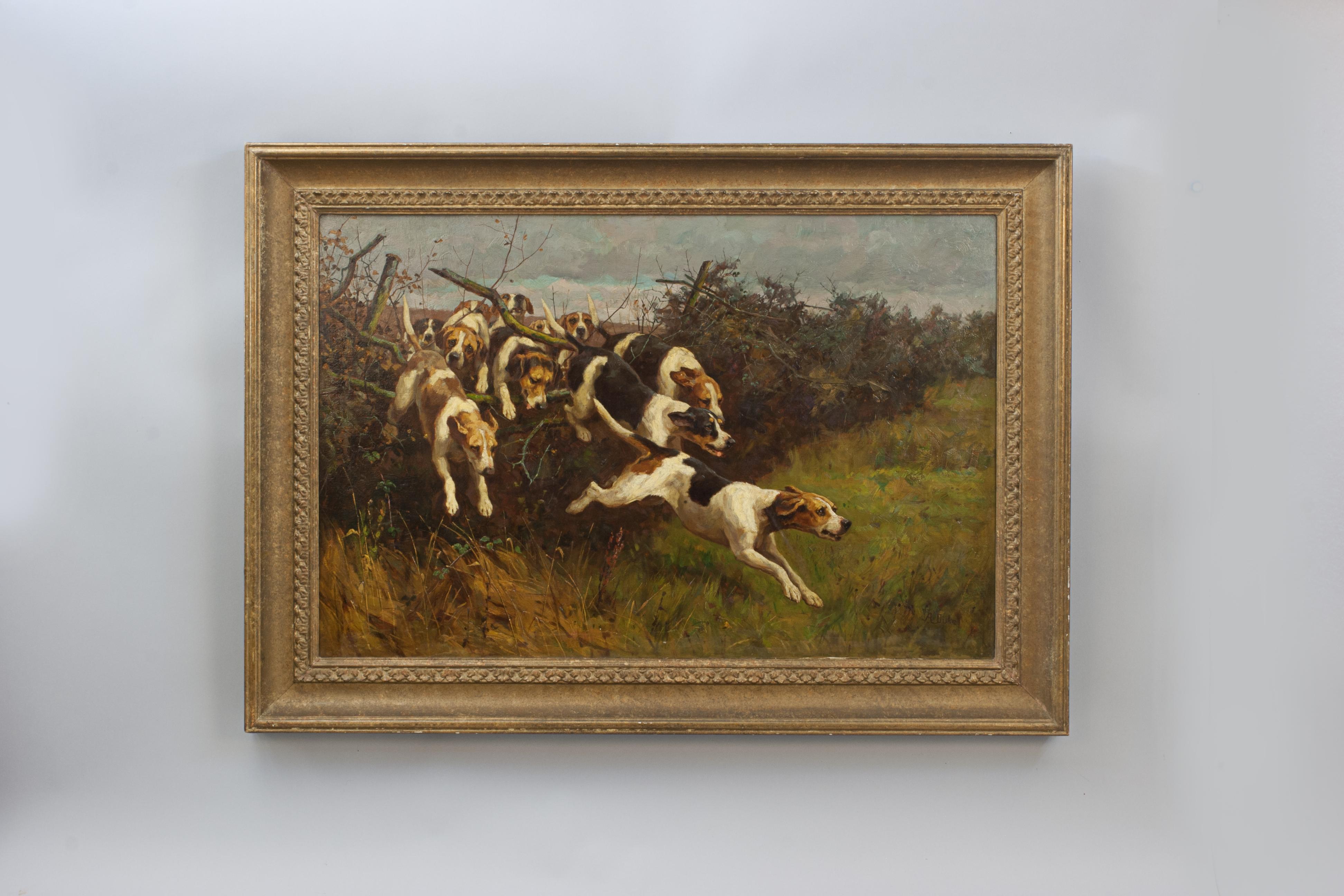 Alfred Duke, huile sur toile, chiens de chasse sautant par-dessus une haie.
Une huile sur toile très atmosphérique d'un groupe de foxhounds suivant la piste. La meute de chiens de chasse saute par-dessus une haie et a été peinte de manière experte