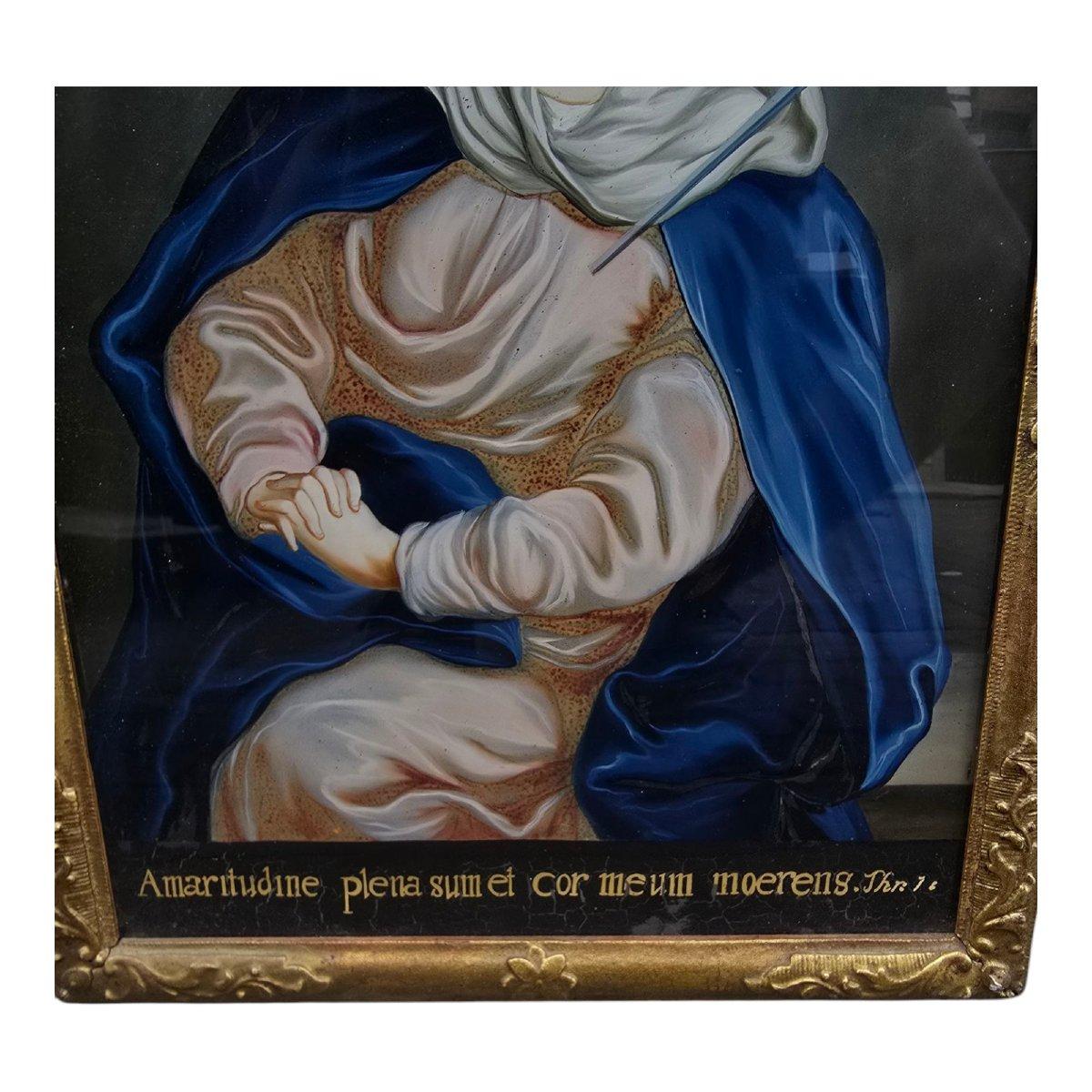 XVIIIe siècle et antérieur Huile sur verre représentant Notre-Dame des Douleurs - XVIIIe siècle en vente