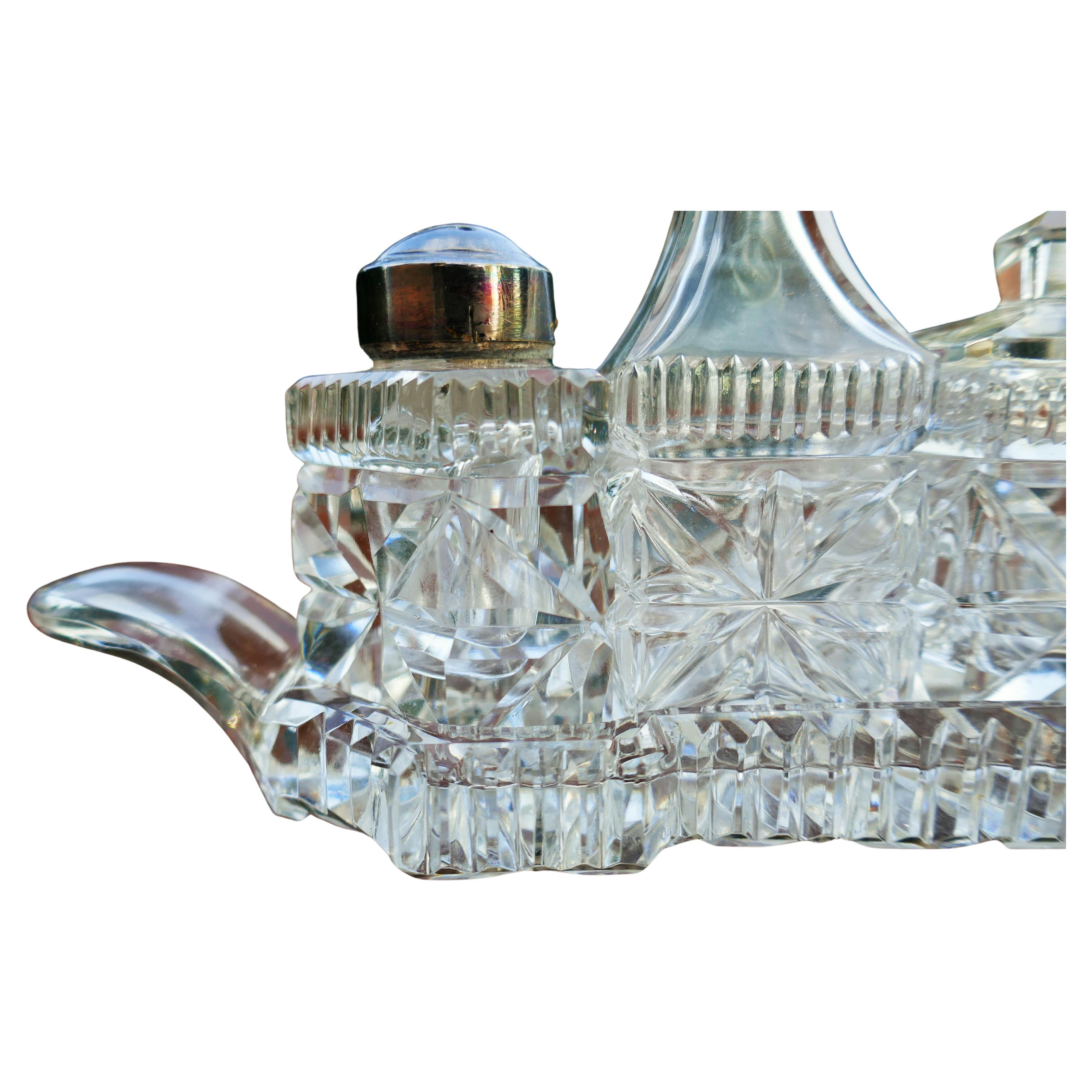 Öl-Essig-Salz-Pfeffer-Set für ABP-Glas mit Schliff (Early 20th Century) im Angebot